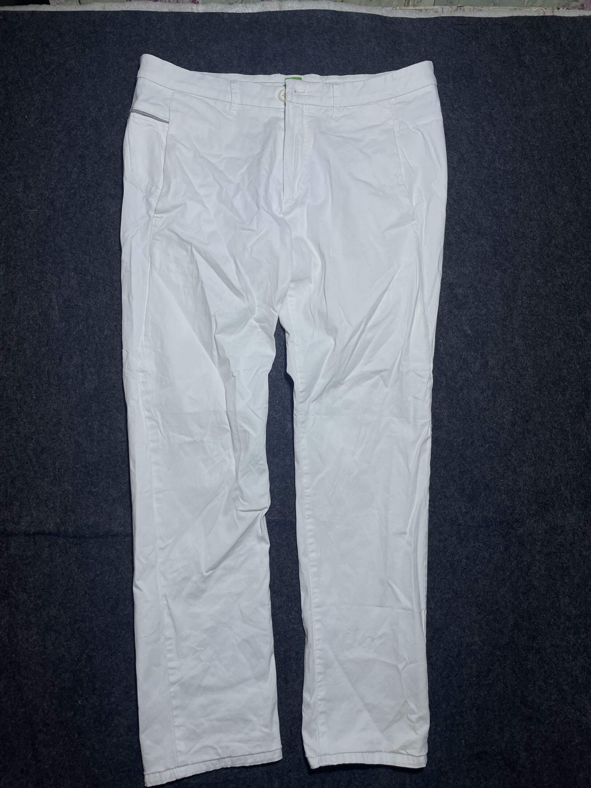 Hugo Boss Slim Fit White Chinos Men’s Premium Casual Trousers | 32
