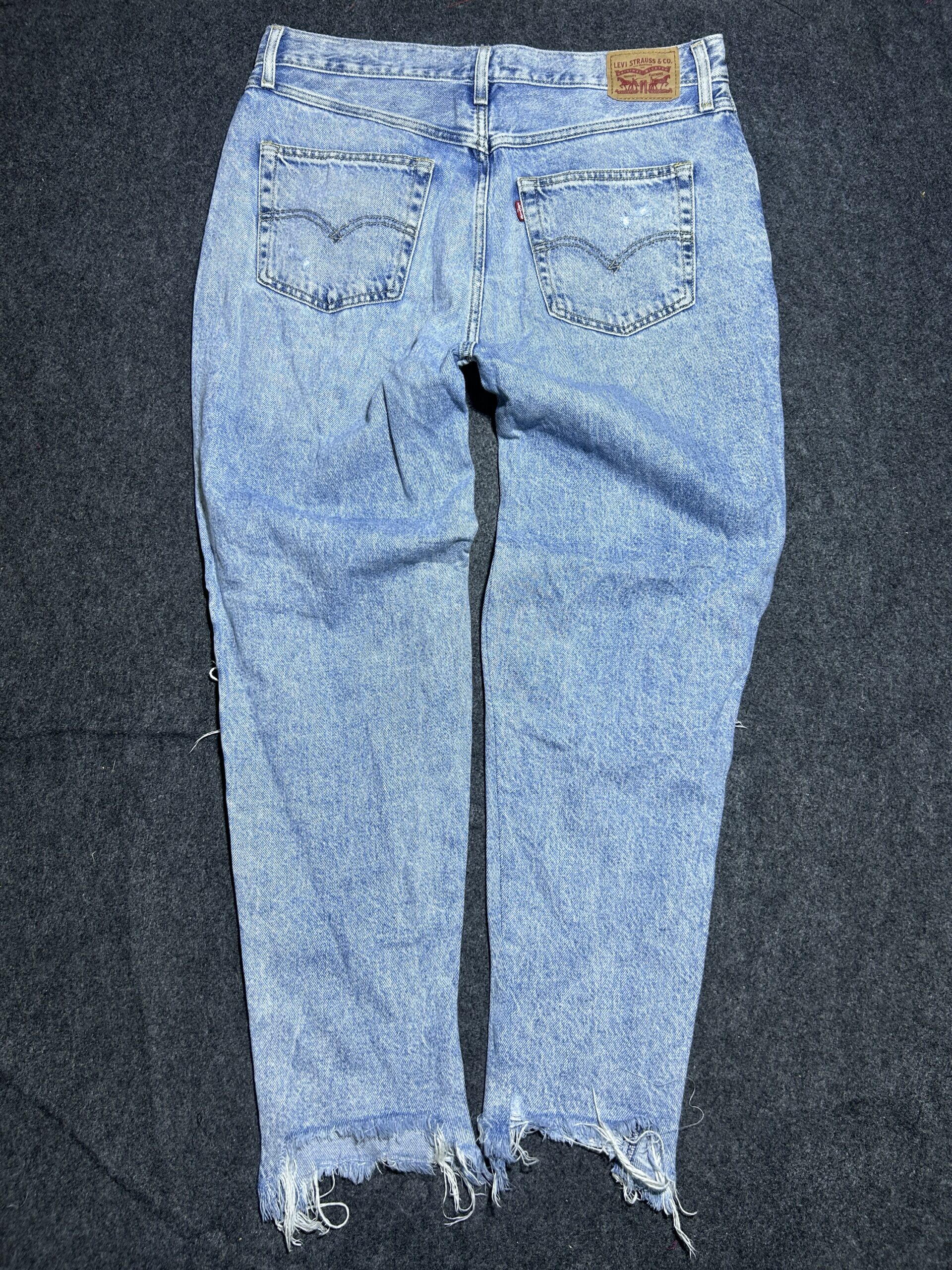 Levi’s Light Wash Distressed Denim Jeans Ripped Knees | Vintage Fade | 36 | Unisex