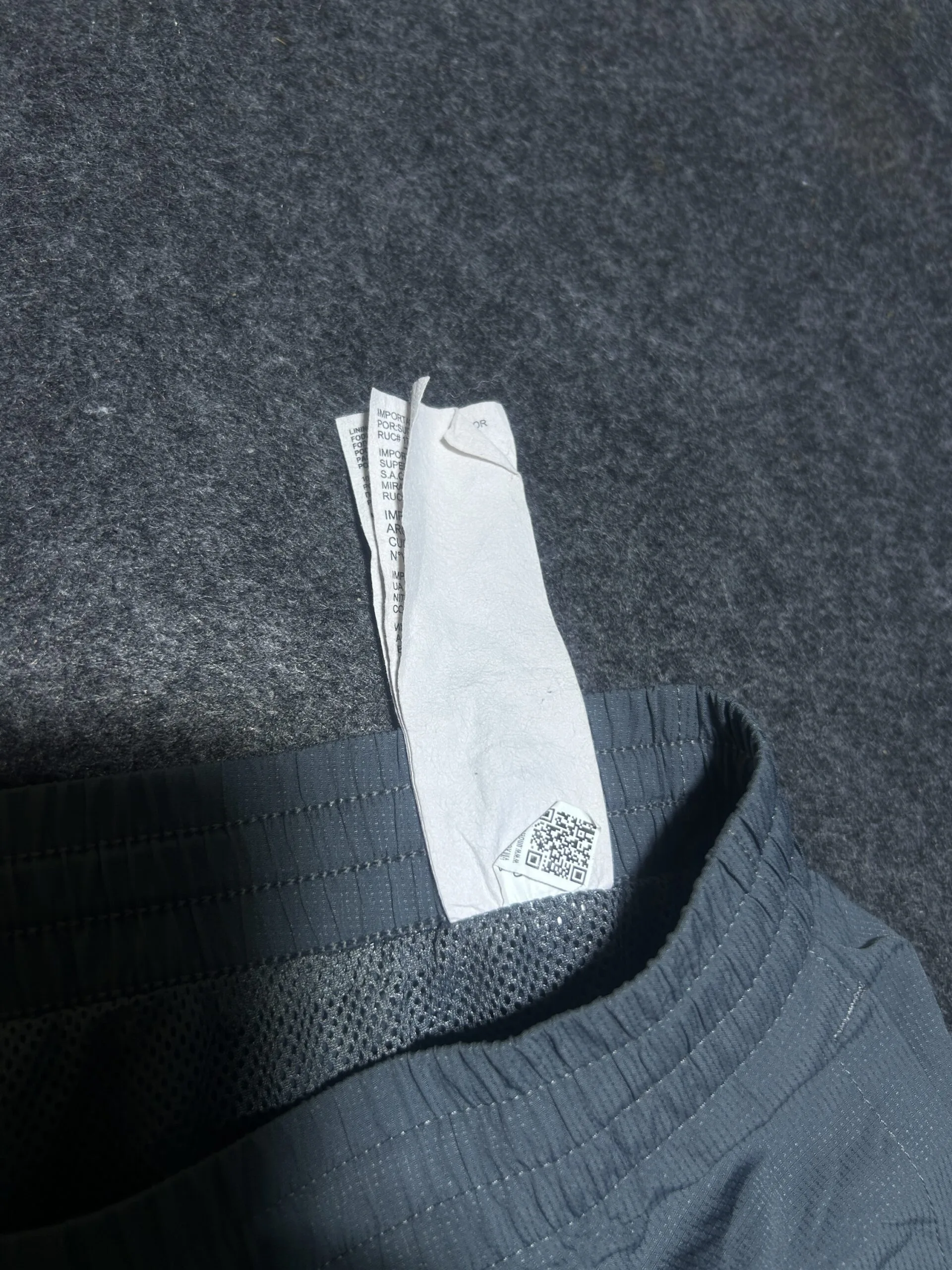 Under Armour Lightweight Training Track Pants  | Slate Grey | XXL | Hem Zip | Unused