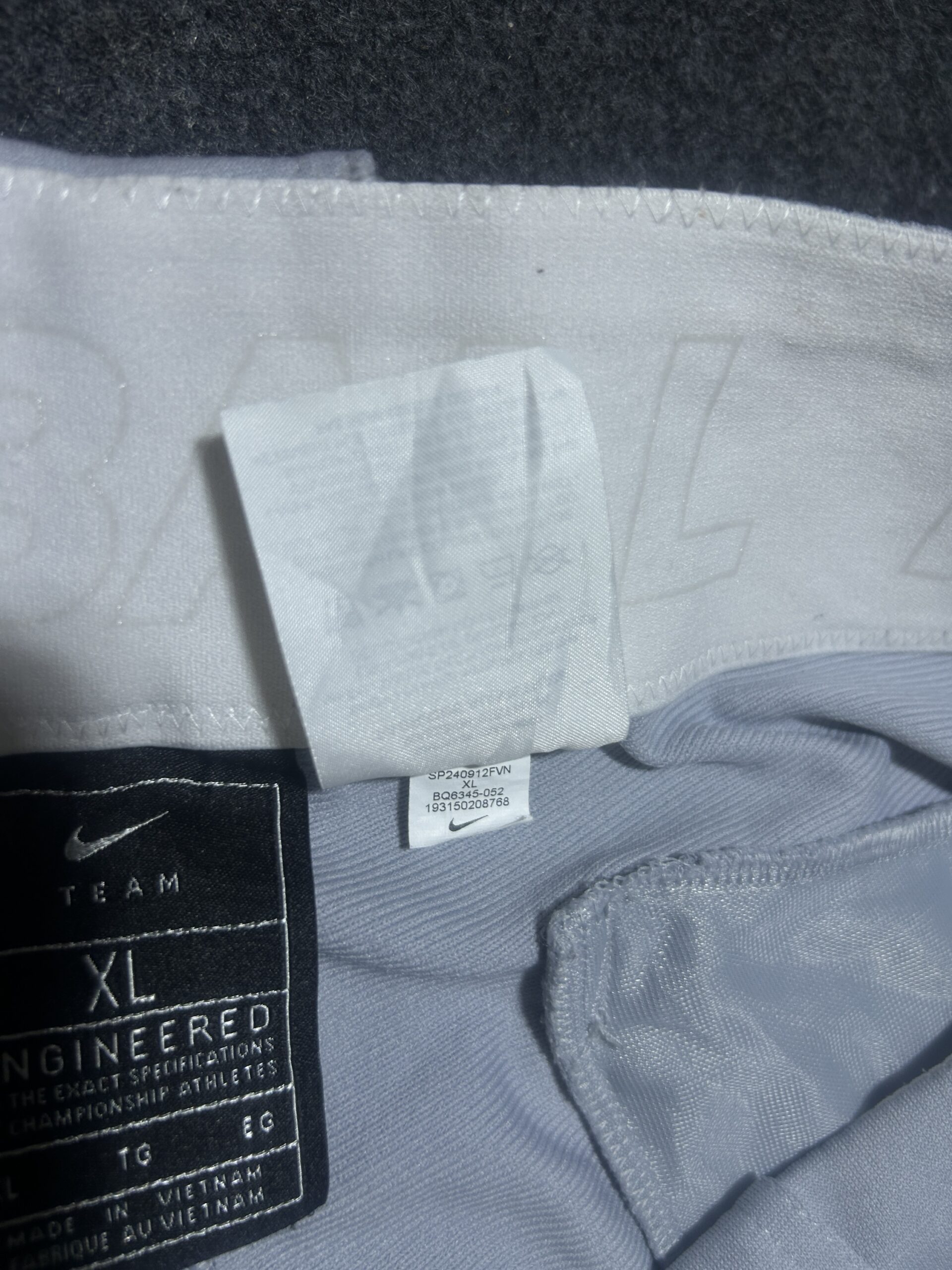 Nike Team Engineered Performance Pants Ice Blue | Athletic Fit Training Wear | 38 | Unisex