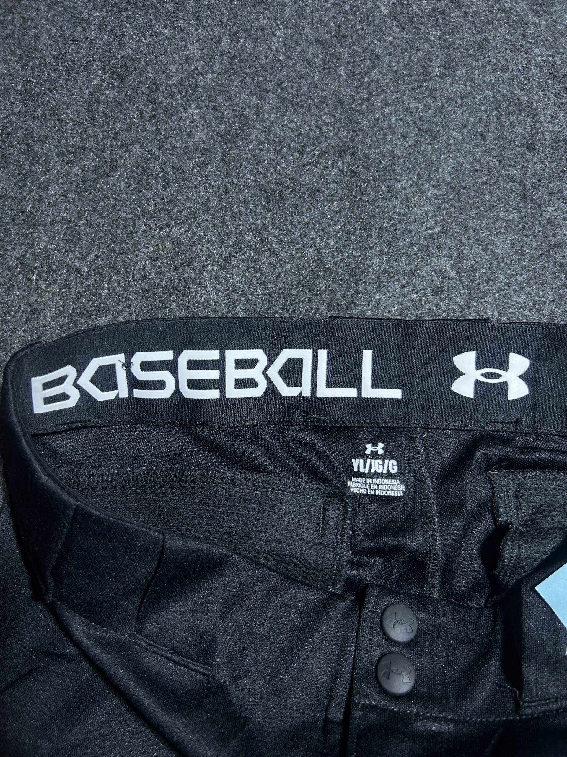 Under Armour Black Performance Track Pants (Slim Fit) | 30 | Excellent Condition