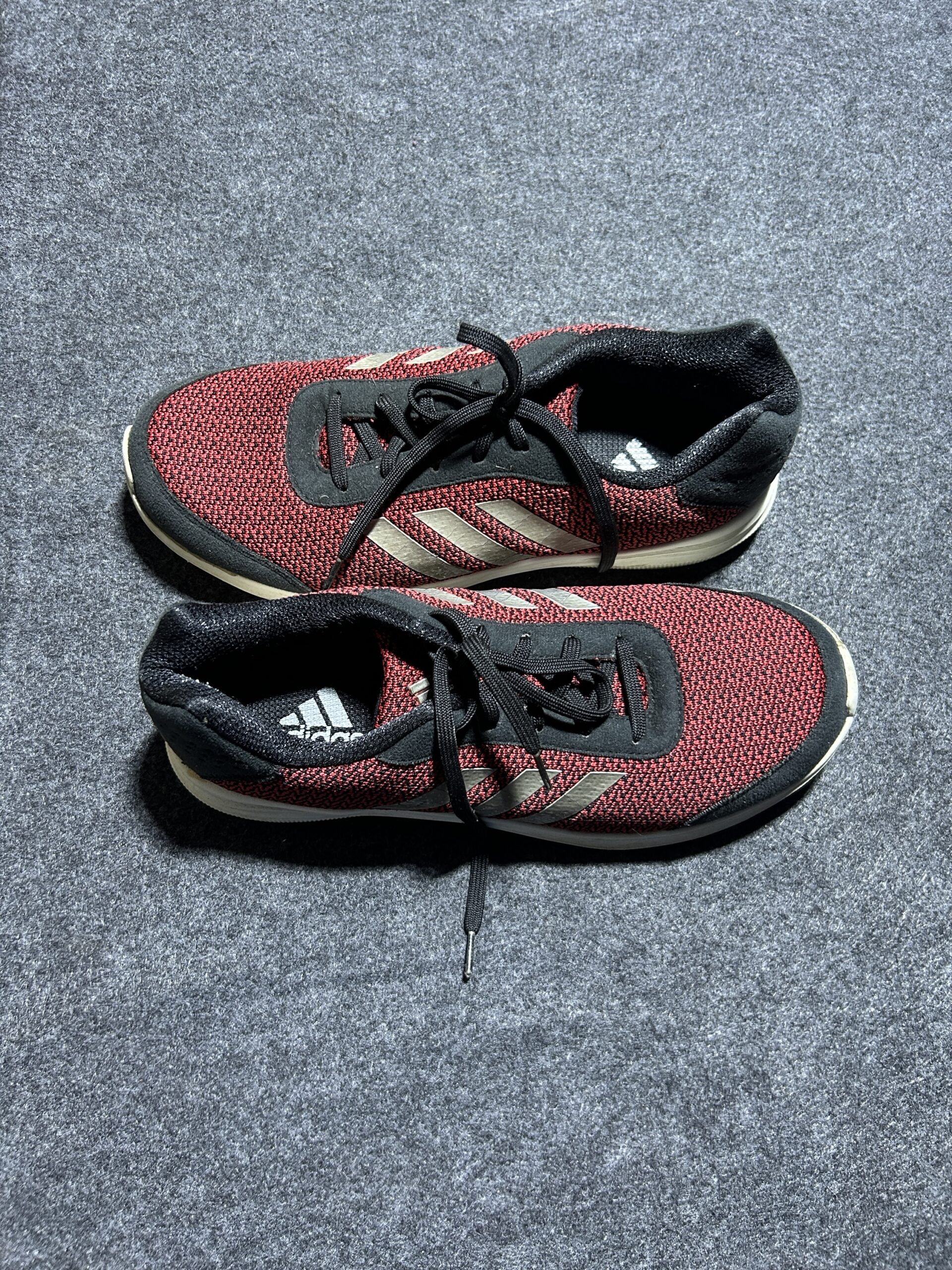 Adidas Original Men’s Running Shoes UK 10 | Maroon Black