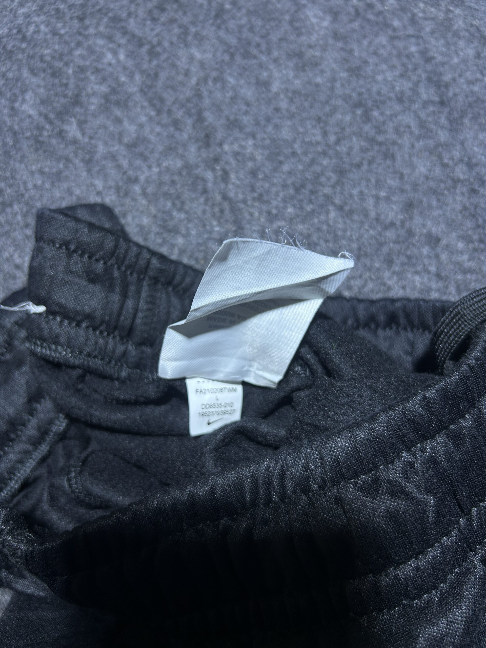 Nike Original Therma Fit Track Pant | Black | 26 | Excellent Condition