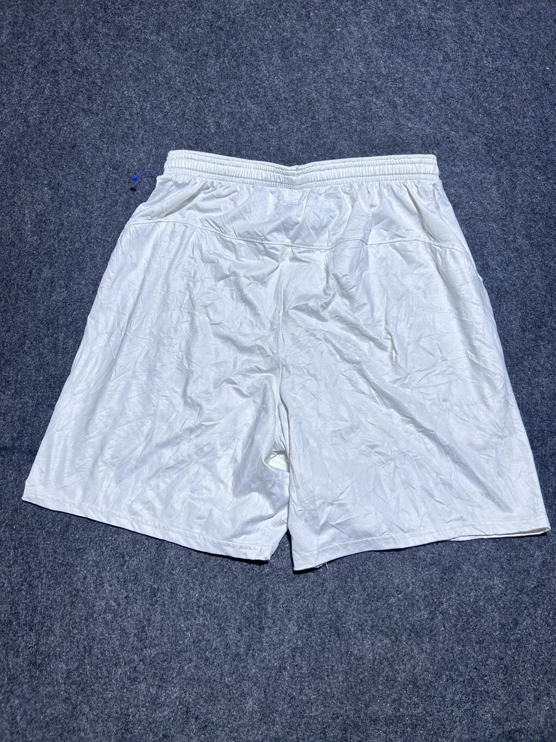 Under Armour Original HeatGear Shorts | White | 28-32 | Excellent Condition