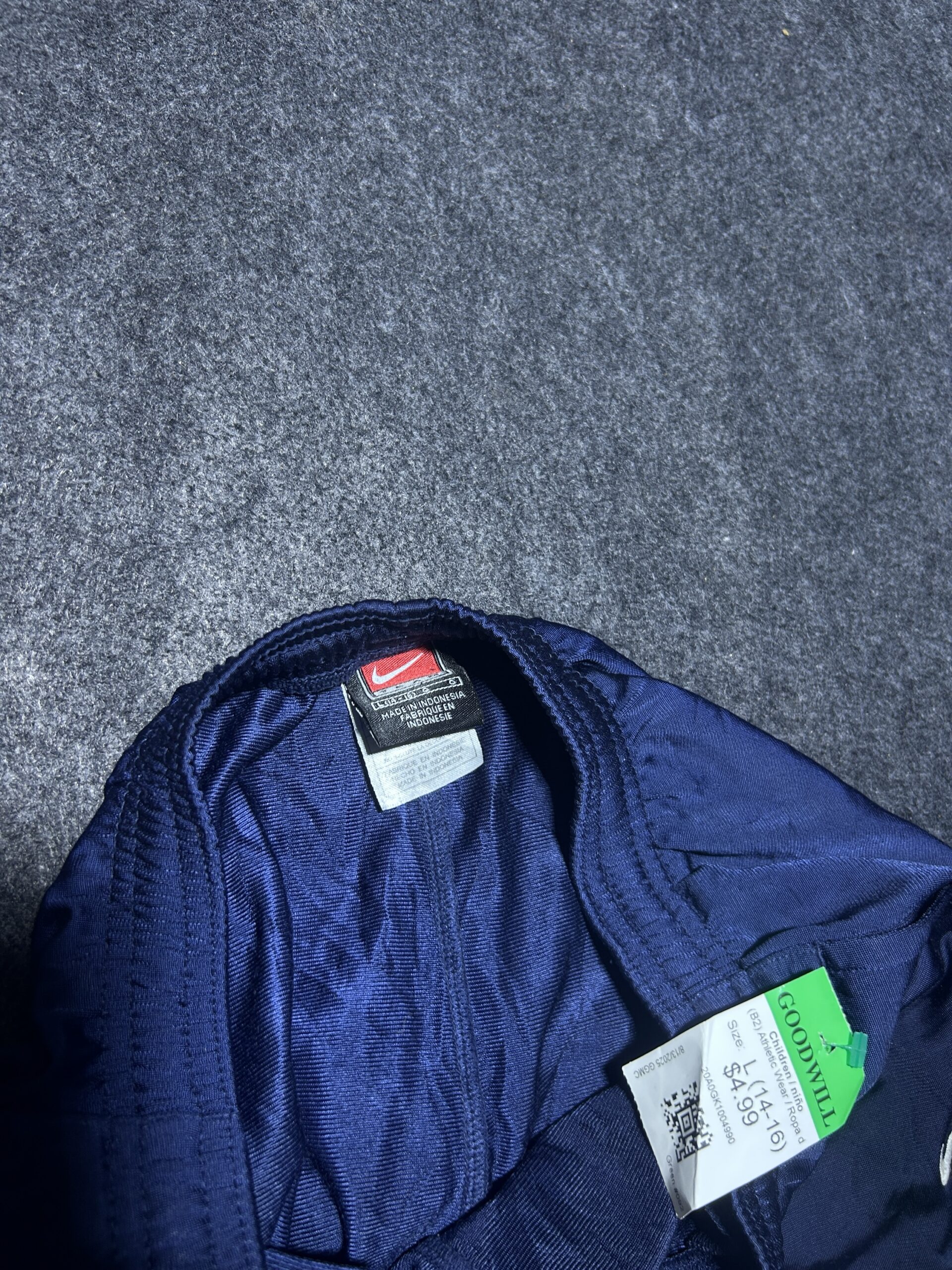 Nike Team Original Training Track Pants | Navy | 26-30 | Unisex