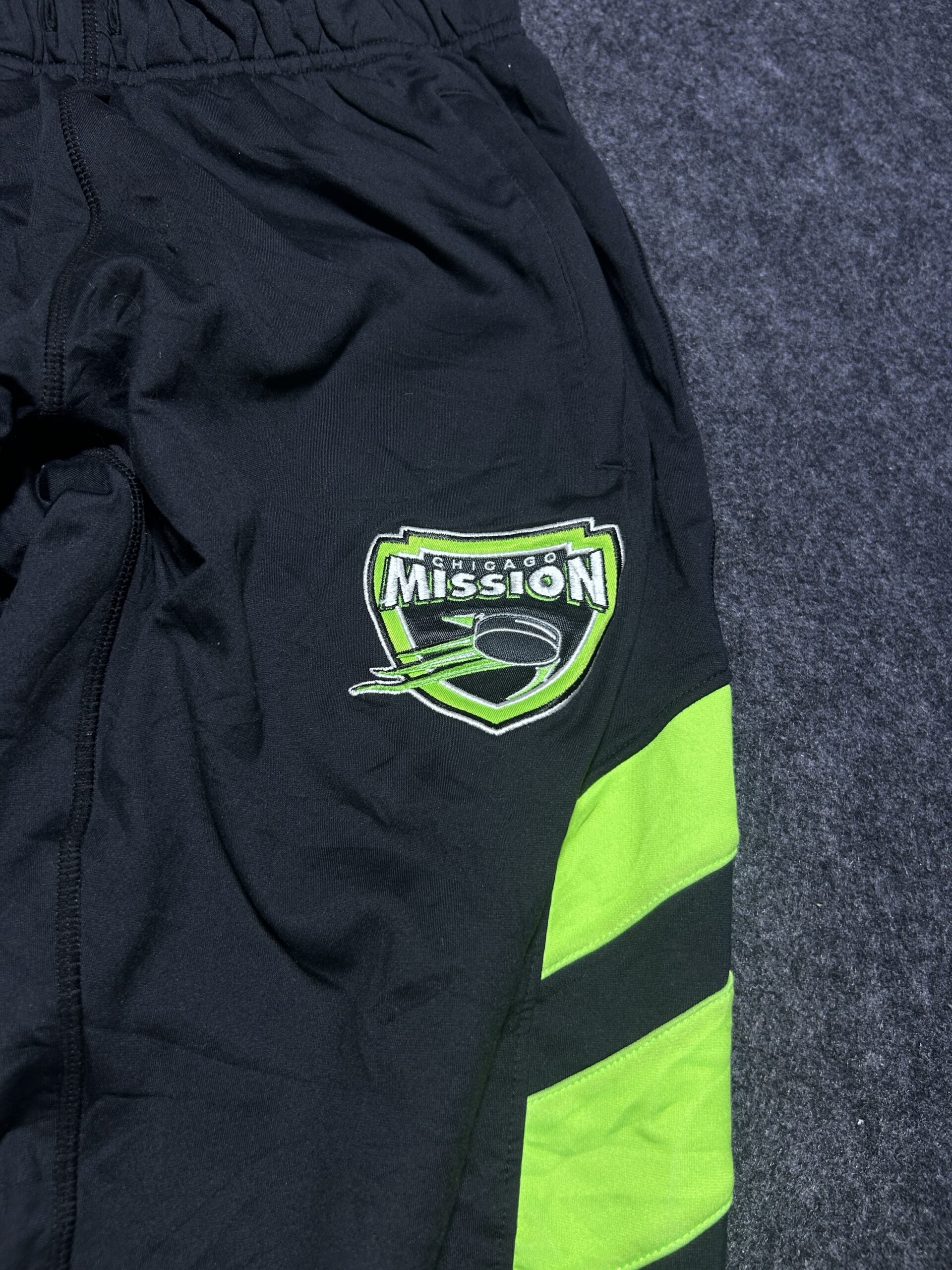 JOG CHICAGO MISSION SPORTS TRACK PANTS | BLACK NEON | SIZE S/M