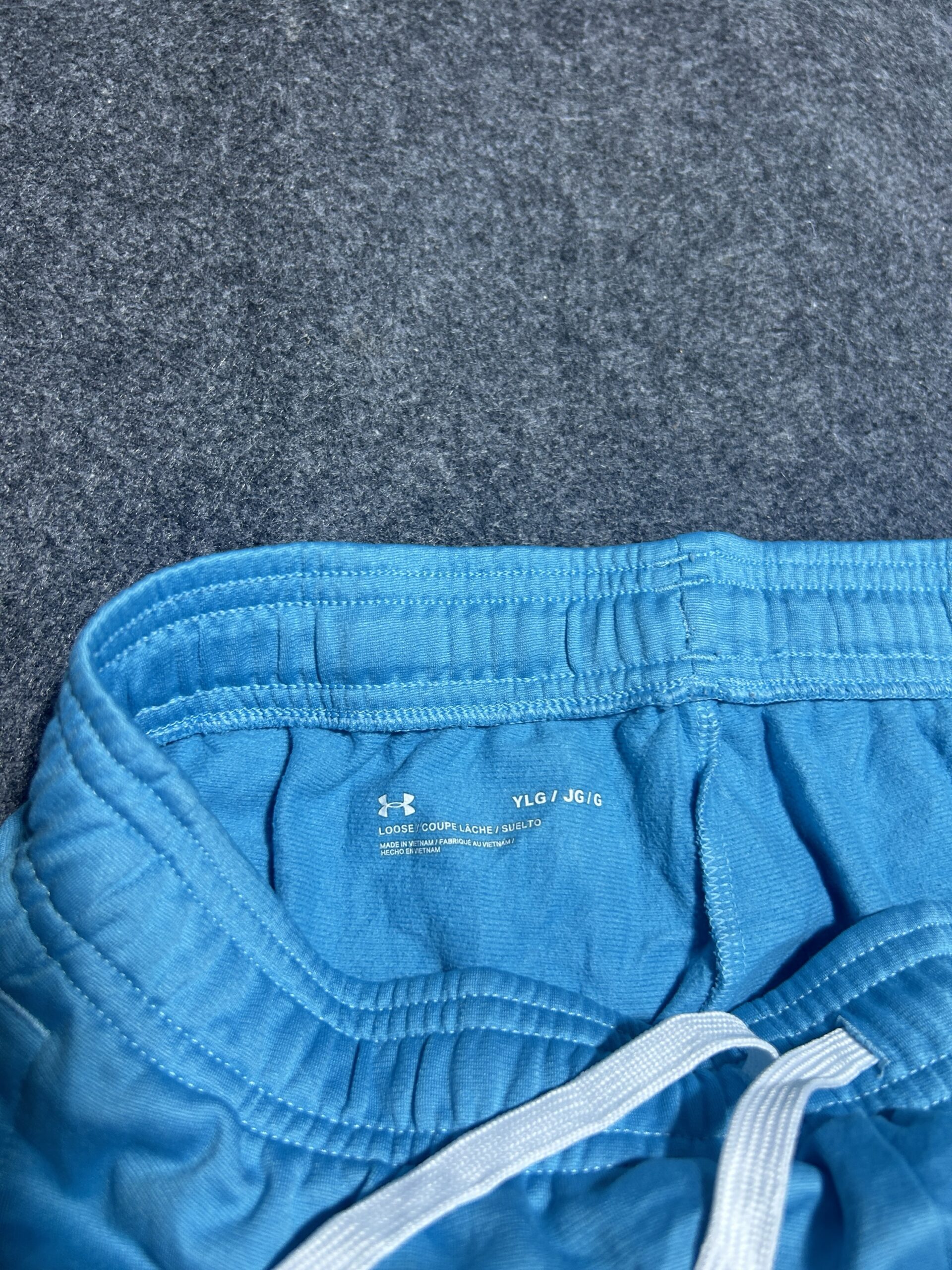 Under Armour Original Track Pant | Sky Blue | 26-28 | Next To New