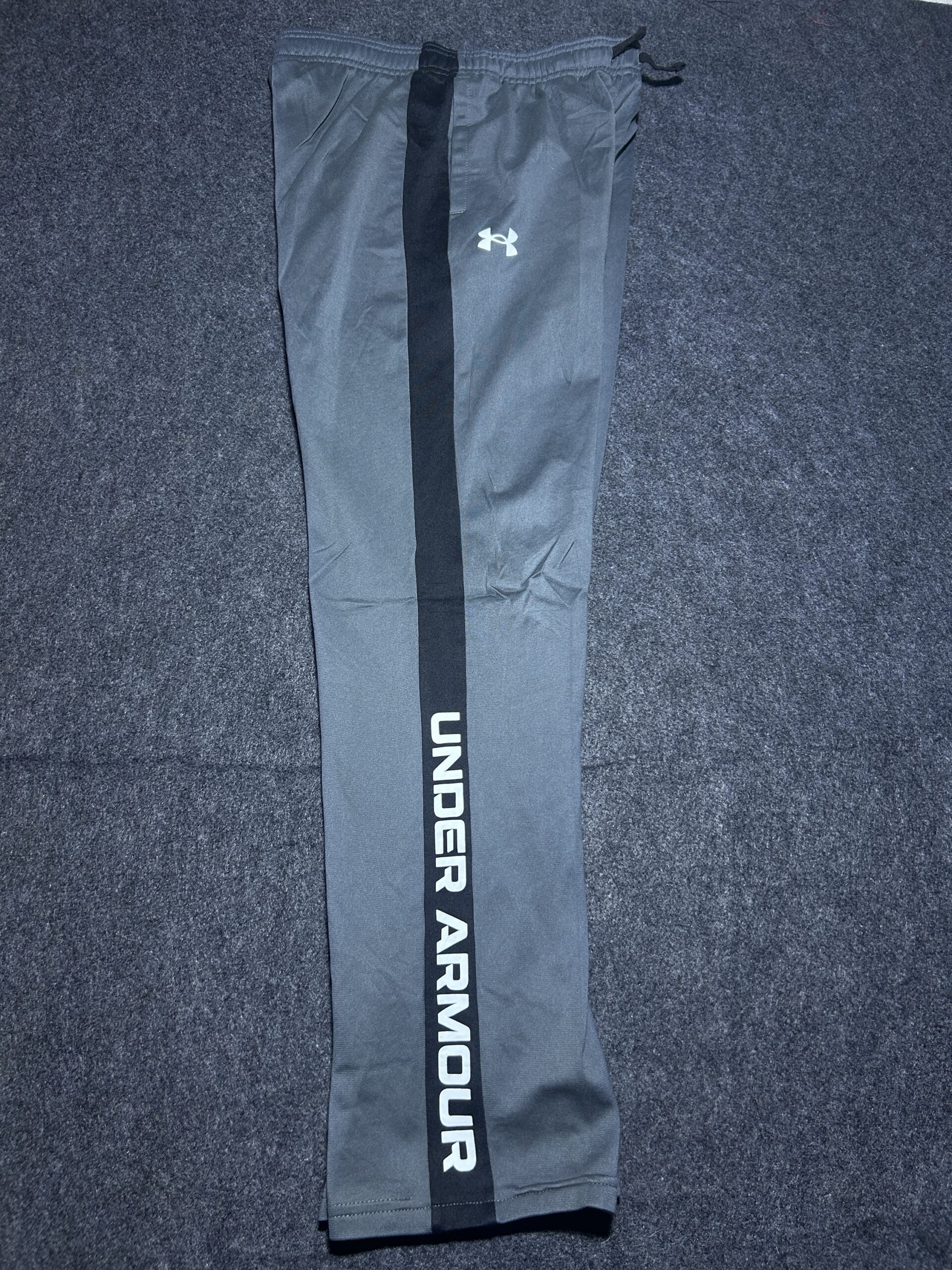 Under Armour Original Training Track Pants | 26-30 | Grey Black Lined | Excellent Condition