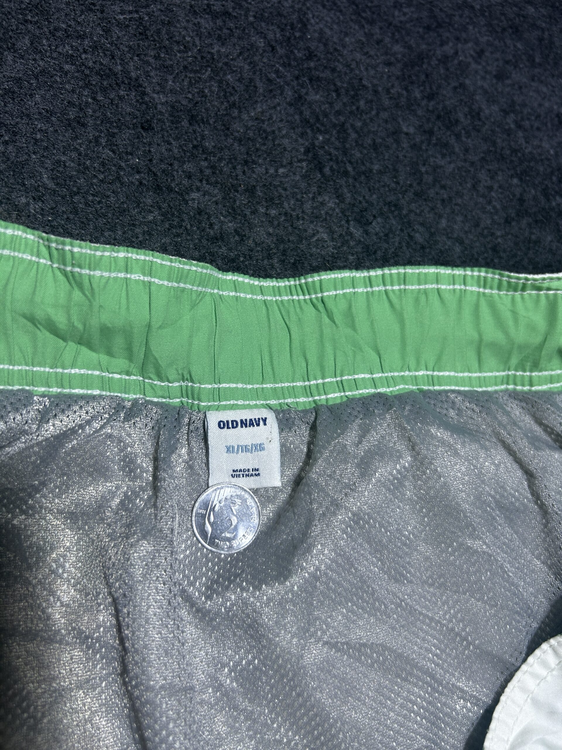 Old Navy Green Checkered Summer Shorts Drawstring Fit 36-40 | Unisex | Like New