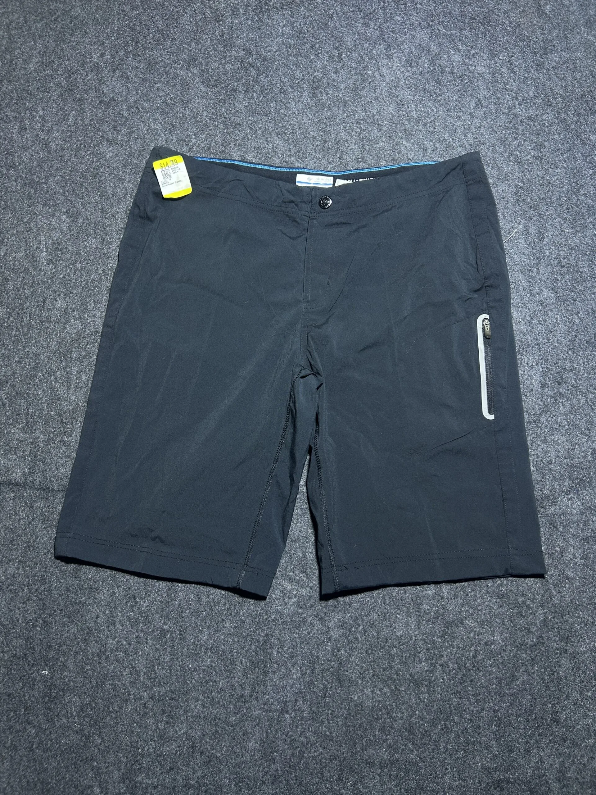 Columbia Omni Shade ActiveWear Shorts | Black | 36 | Excellent Condition
