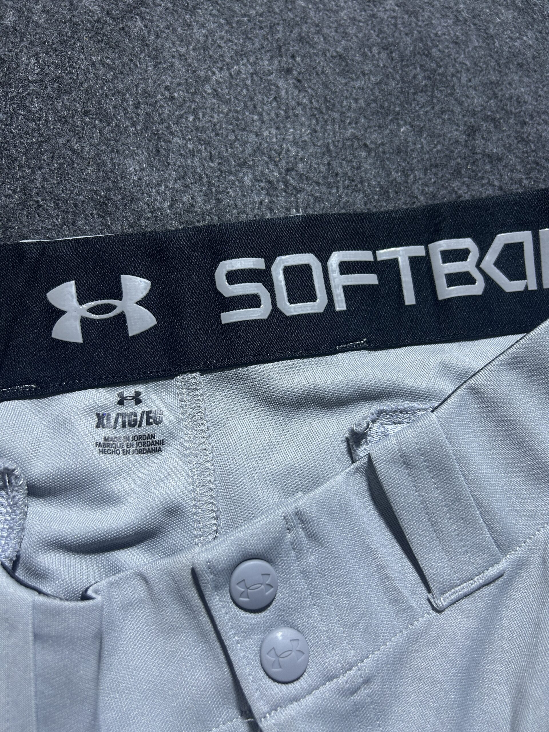 Under Armour Softball Performance Shorts | Light Grey | Size XL (36) | Premium Condition