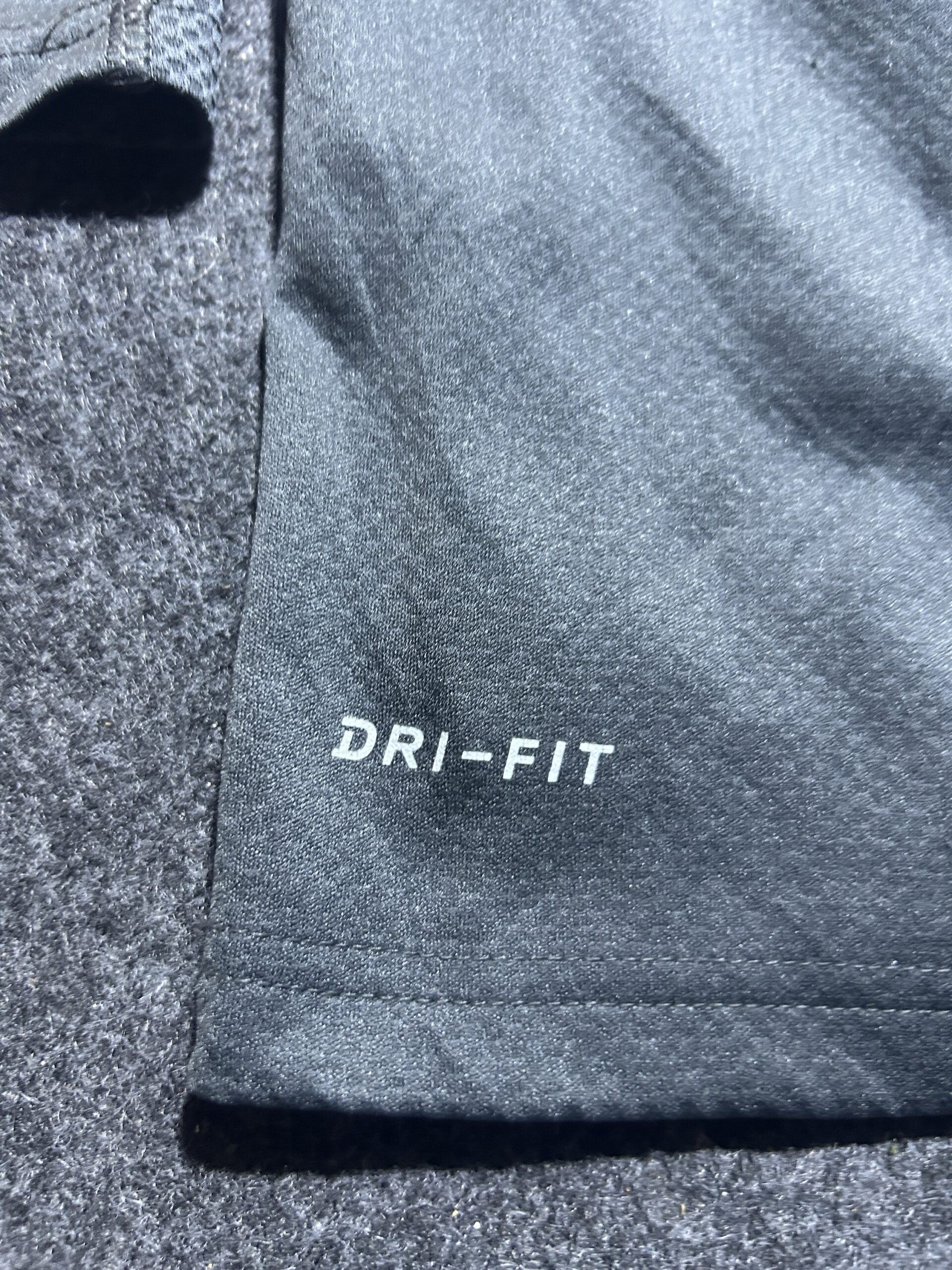 Nike Dri-FIT 1/4 Zip Training Sweatshirt | Grey | Chest 40 | Excellent Condition