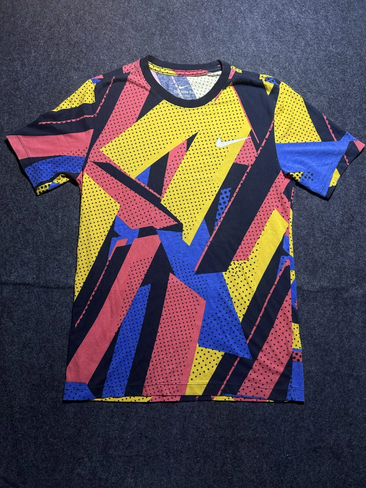 Nike Dri-FIT Graphic Print Tee | Multicolour | S | Excellent Condition