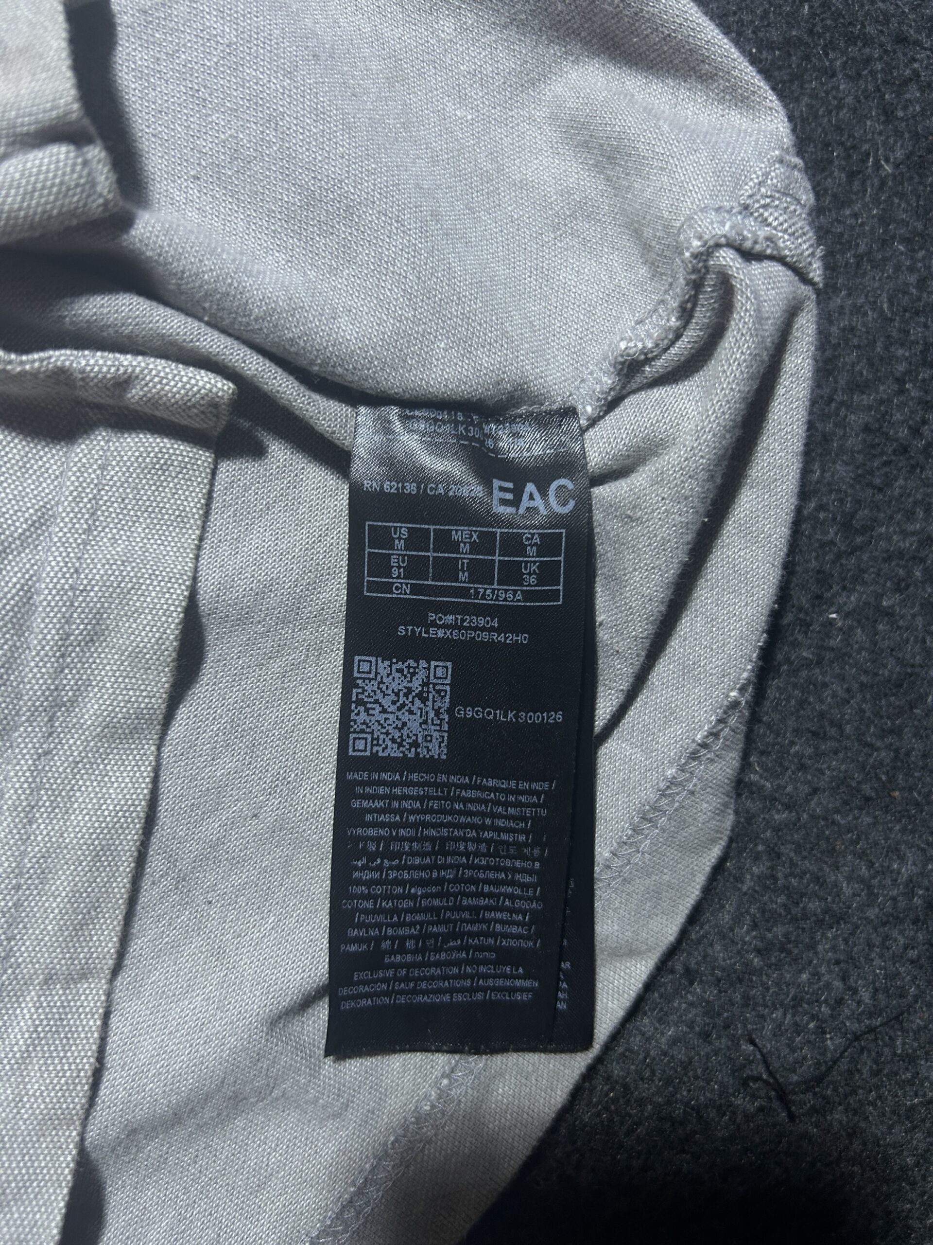 Guess Los Angeles Logo T-Shirt |Grey | Slim Regular Fit | Size M | Premium Cotton