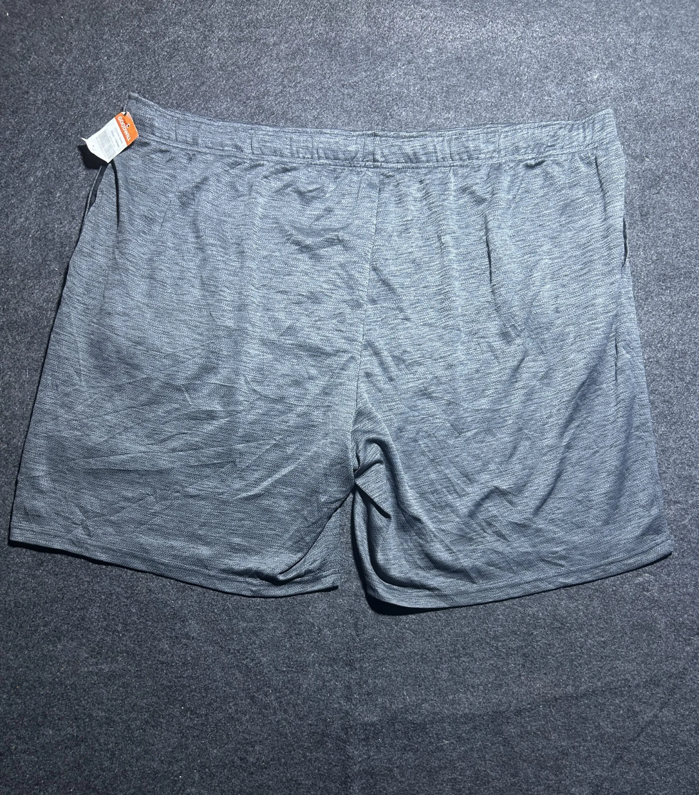Old Navy Active Grey Training Shorts XXL Go Dry Performance