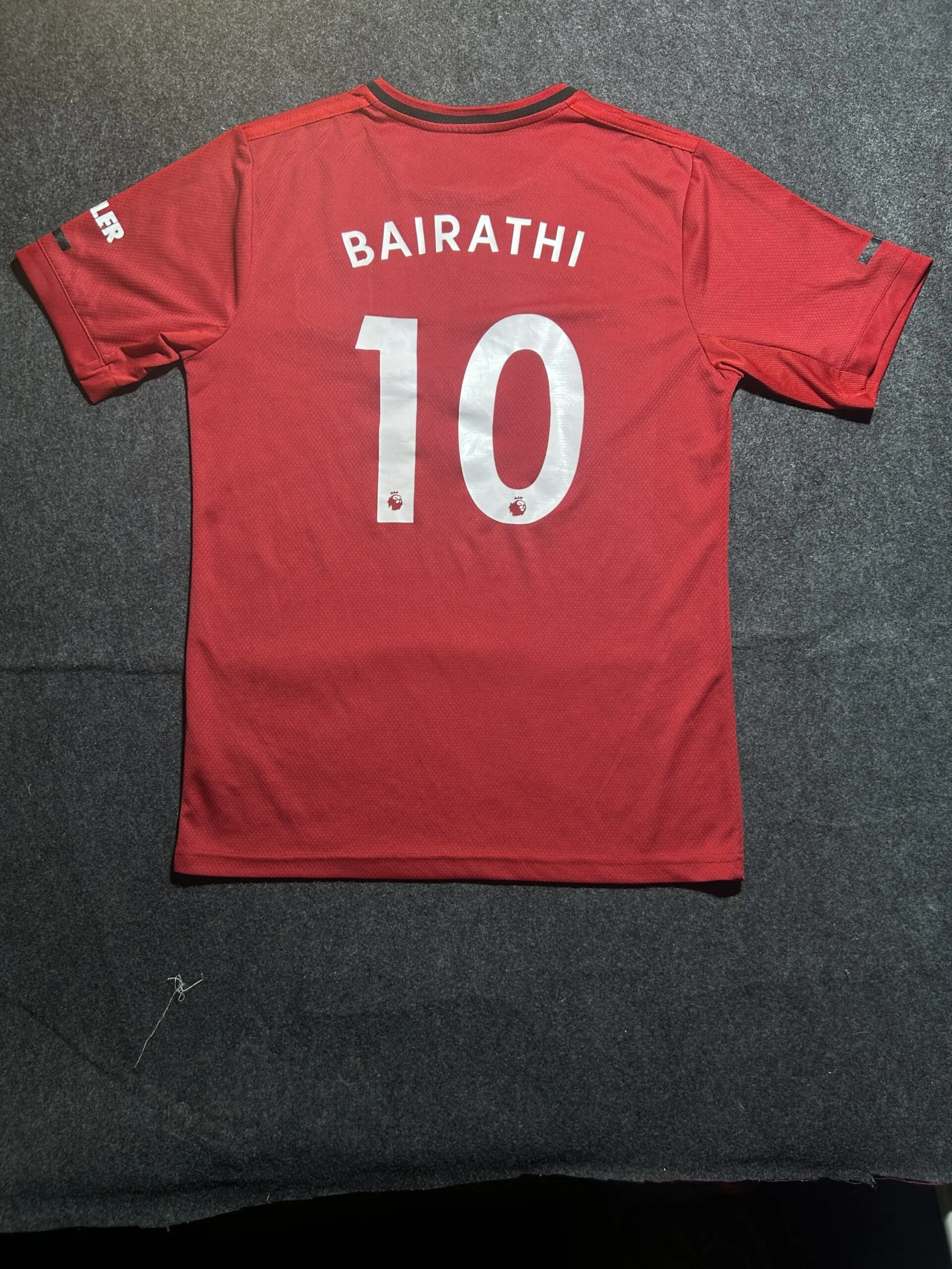 Manchester United x Adidas Red Home Jersey | Chevrolet Edition | Climacool | Size M