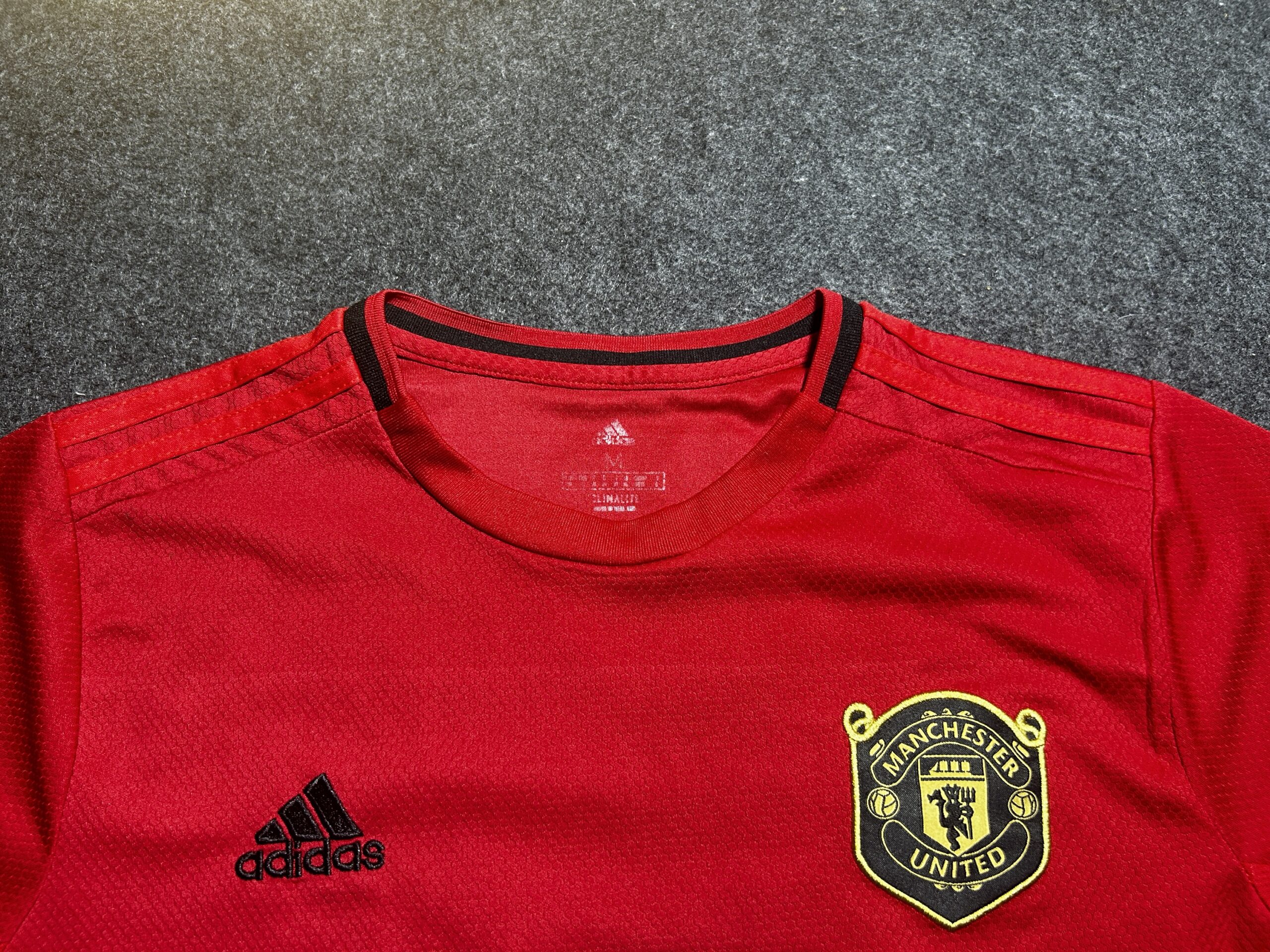 Manchester United x Adidas Red Home Jersey | Chevrolet Edition | Climacool | Size M