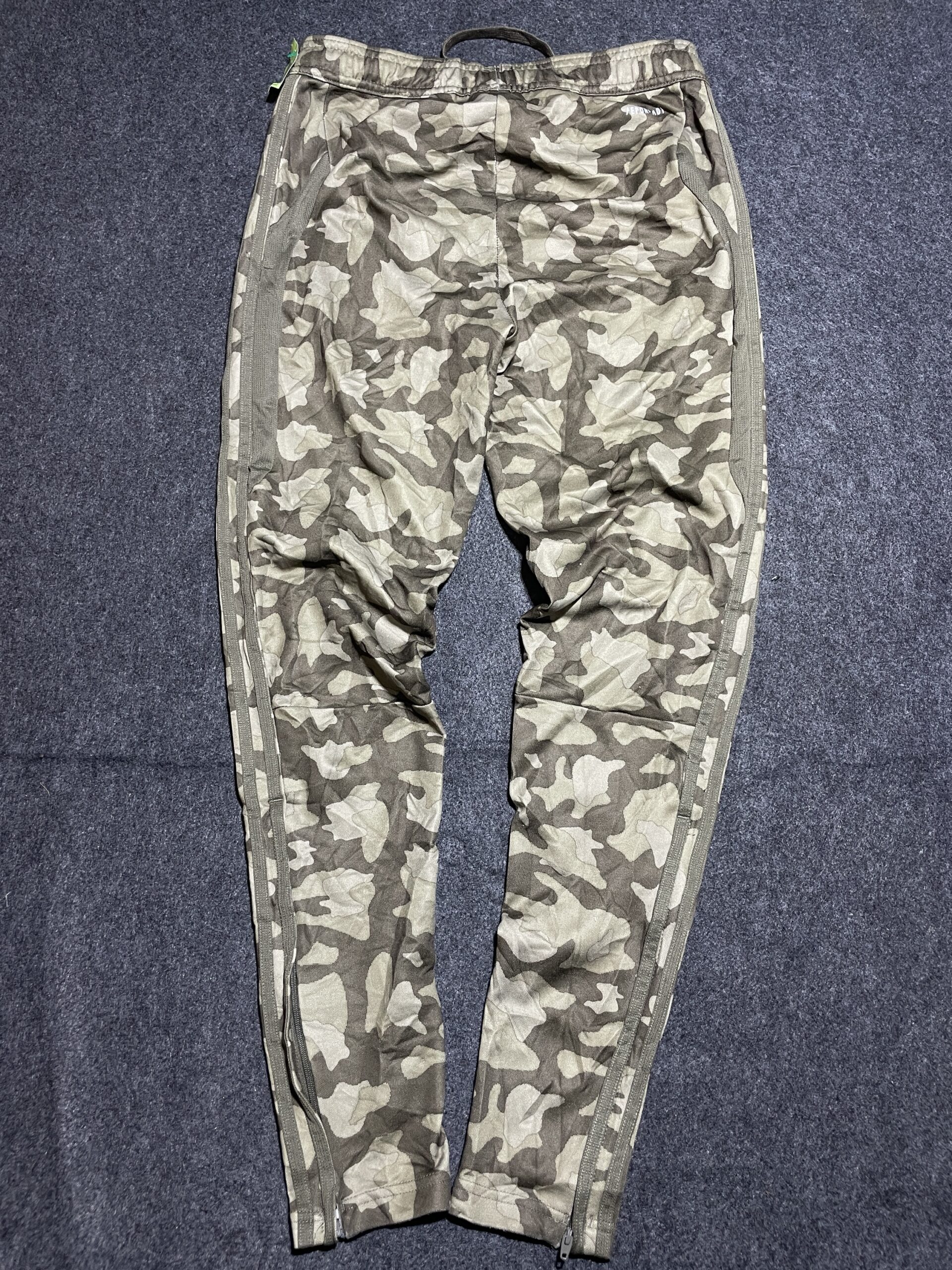 Adidas Original Aeroready 3 Strips Track Pant Olive | 28-30