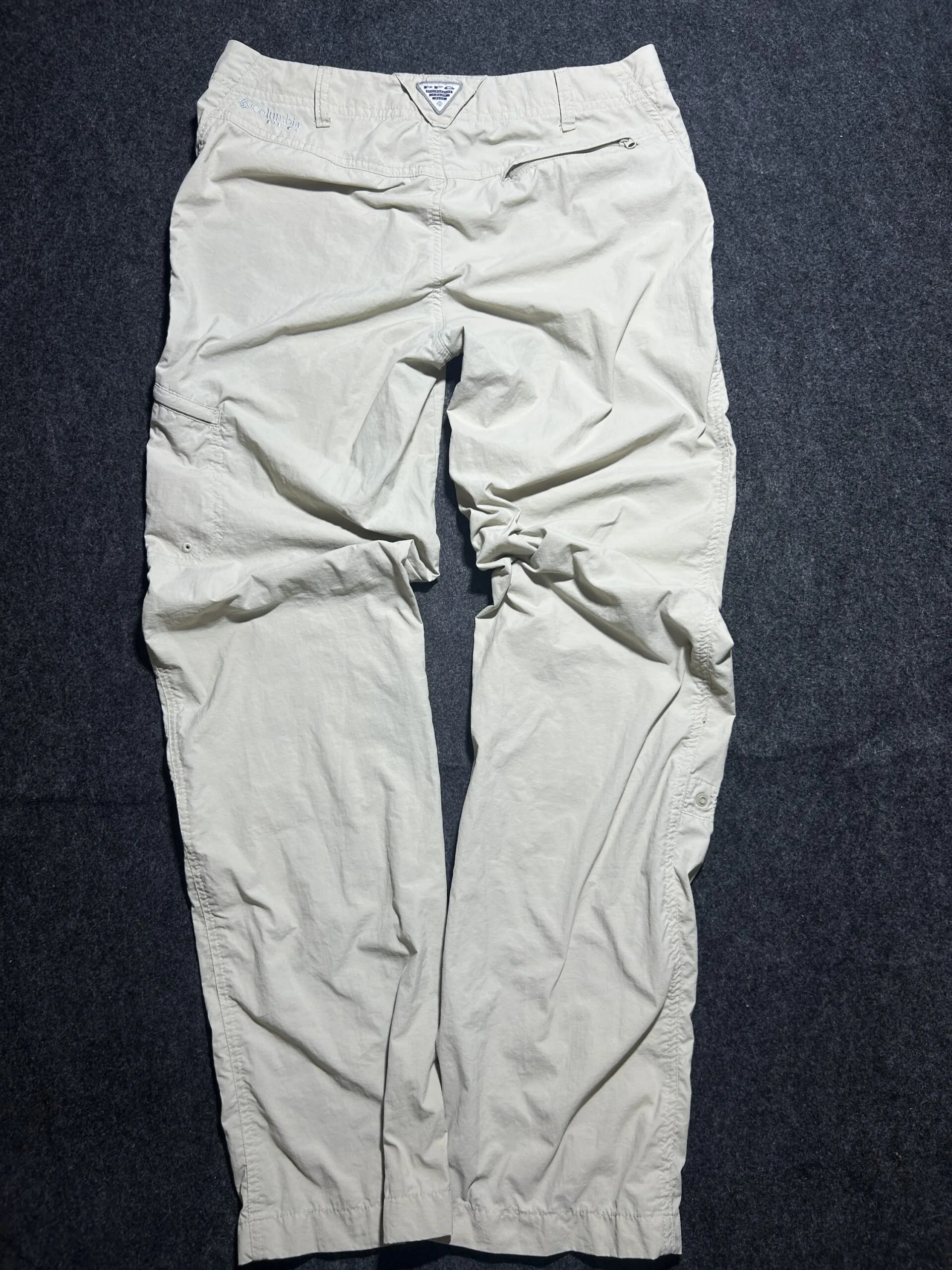 Columbia Sportswear PFG Omni-Shade Cargo Pants Beige (Size 30) Outdoor Utility
