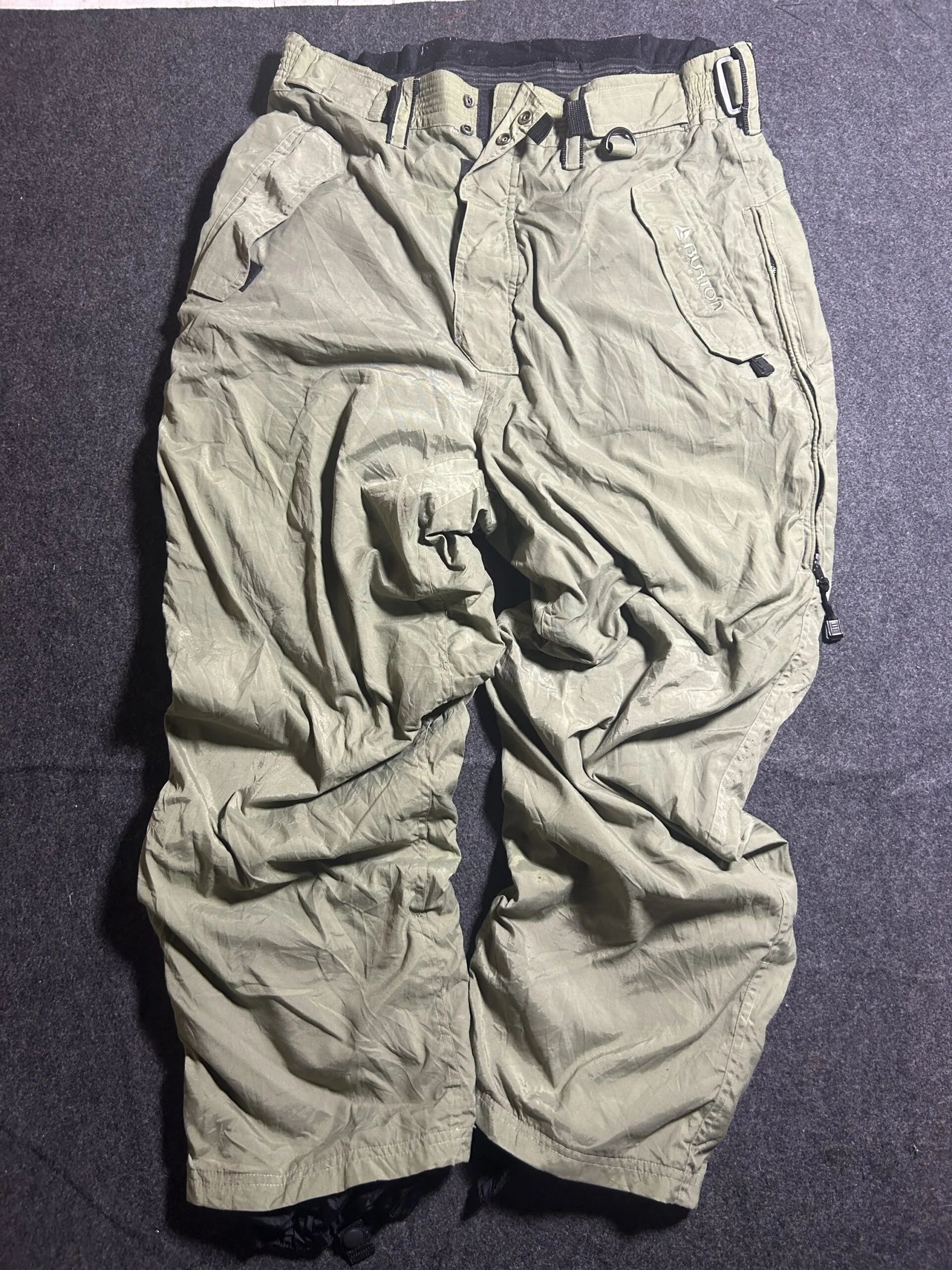 Burton Snowboard Cargo Pants 36–38 Waist | Adjustable Ski / Snow Pants | Outdoor Winter Wear