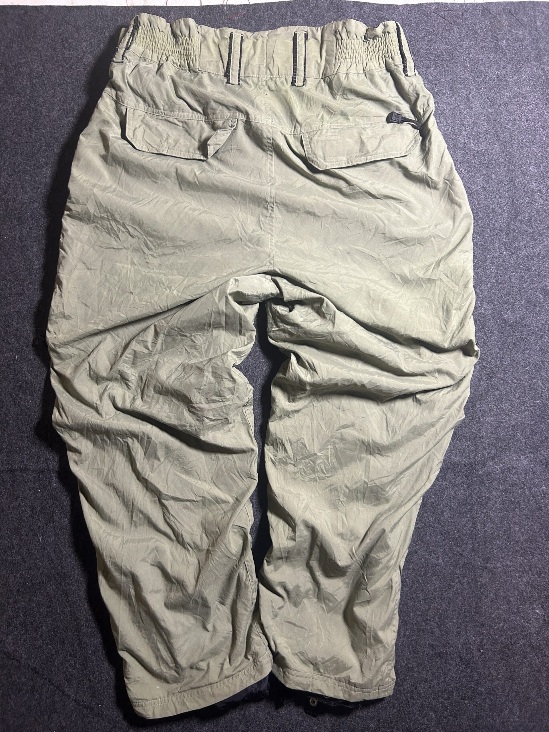 Burton Snowboard Cargo Pants 36–38 Waist | Adjustable Ski / Snow Pants | Outdoor Winter Wear