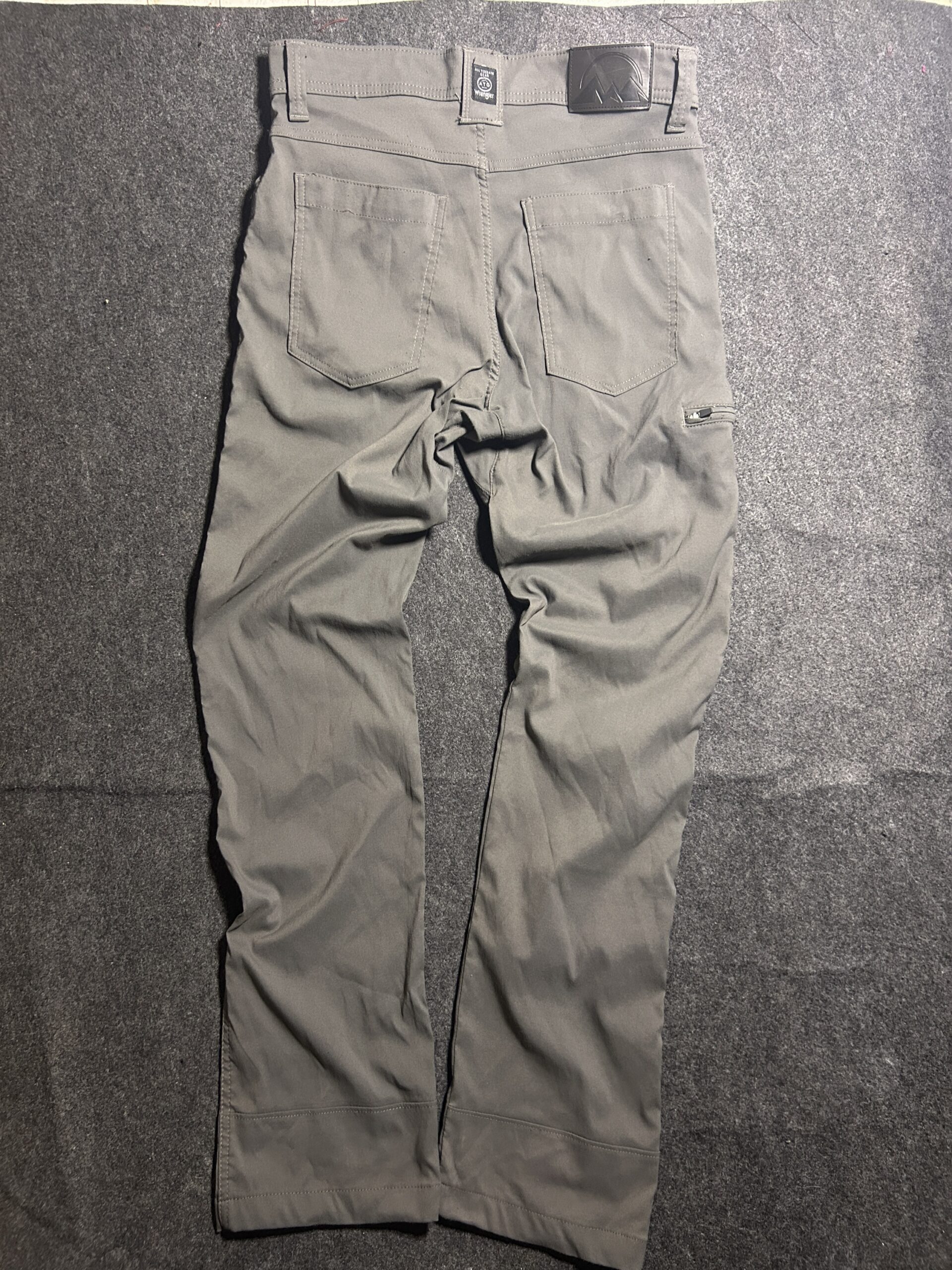 Wrangler ATG All Terrain Gear Stretch Utility Pants – Grey | 34W