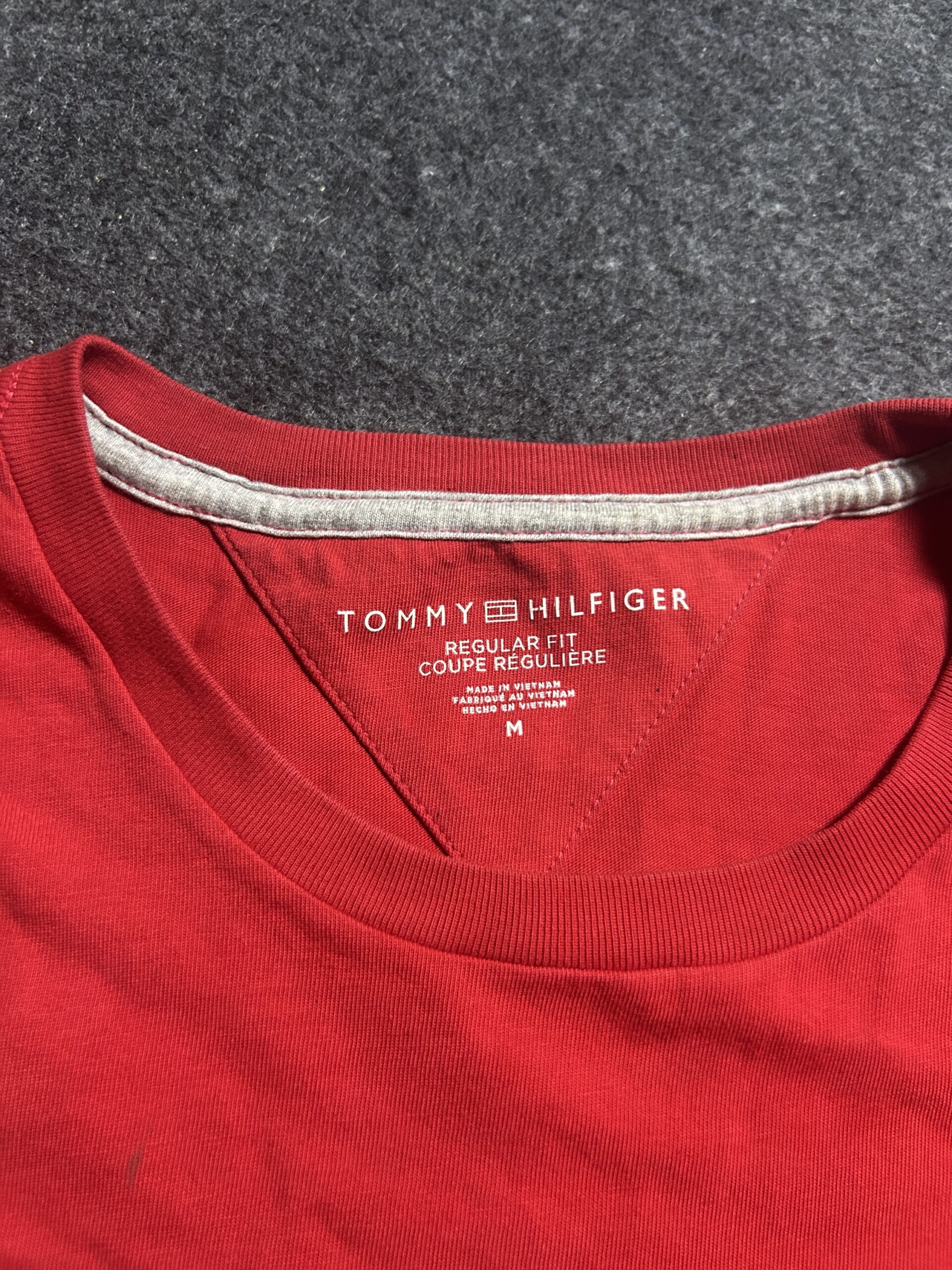Tommy Hilfiger Graphic T-Shirt | Red | Premium Cotton | M