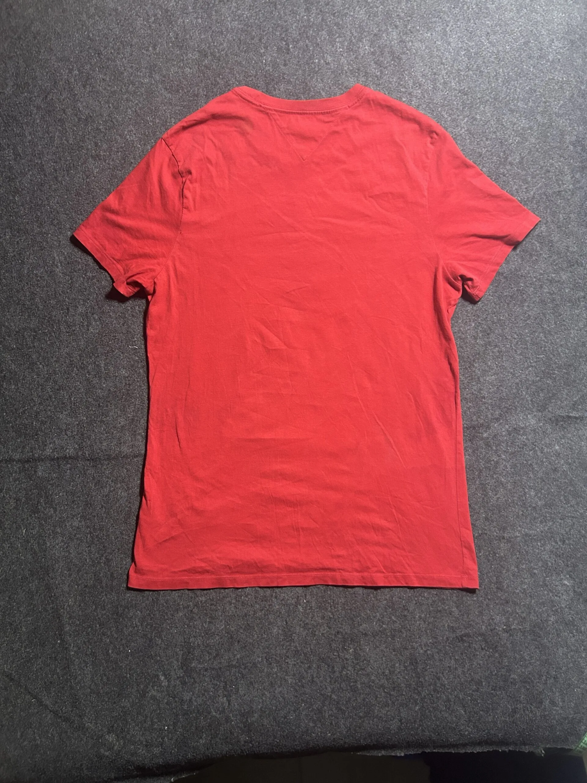 Tommy Hilfiger Graphic T-Shirt | Red | Premium Cotton | M
