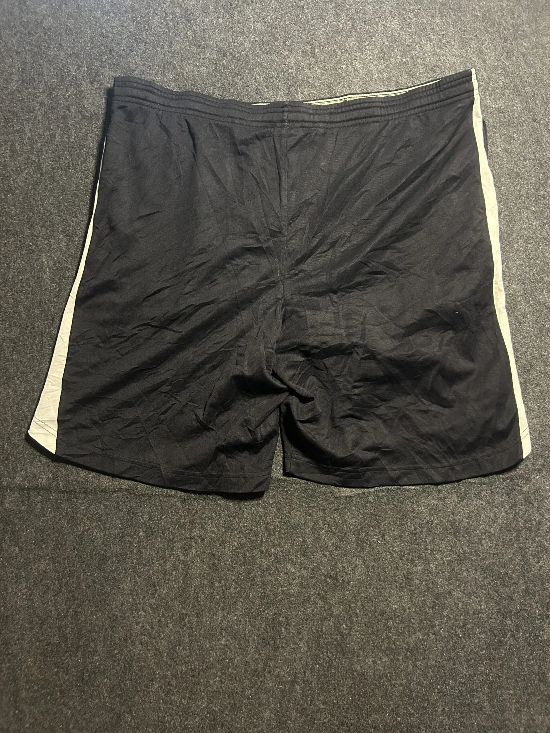 Under Armour Black Performance Training Shorts XL
