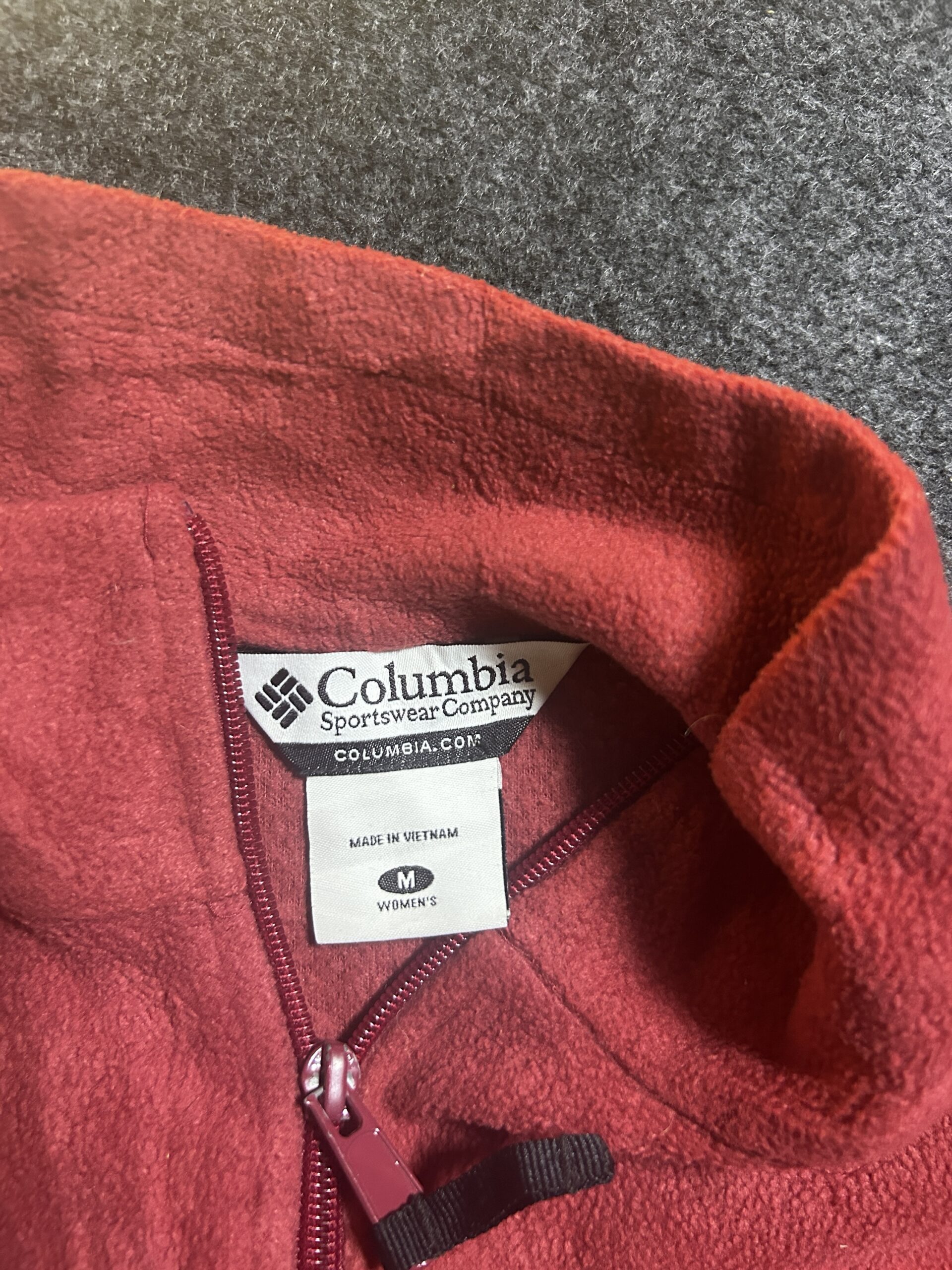 Columbia Women’s Red Full Zip Fleece Jacket | M