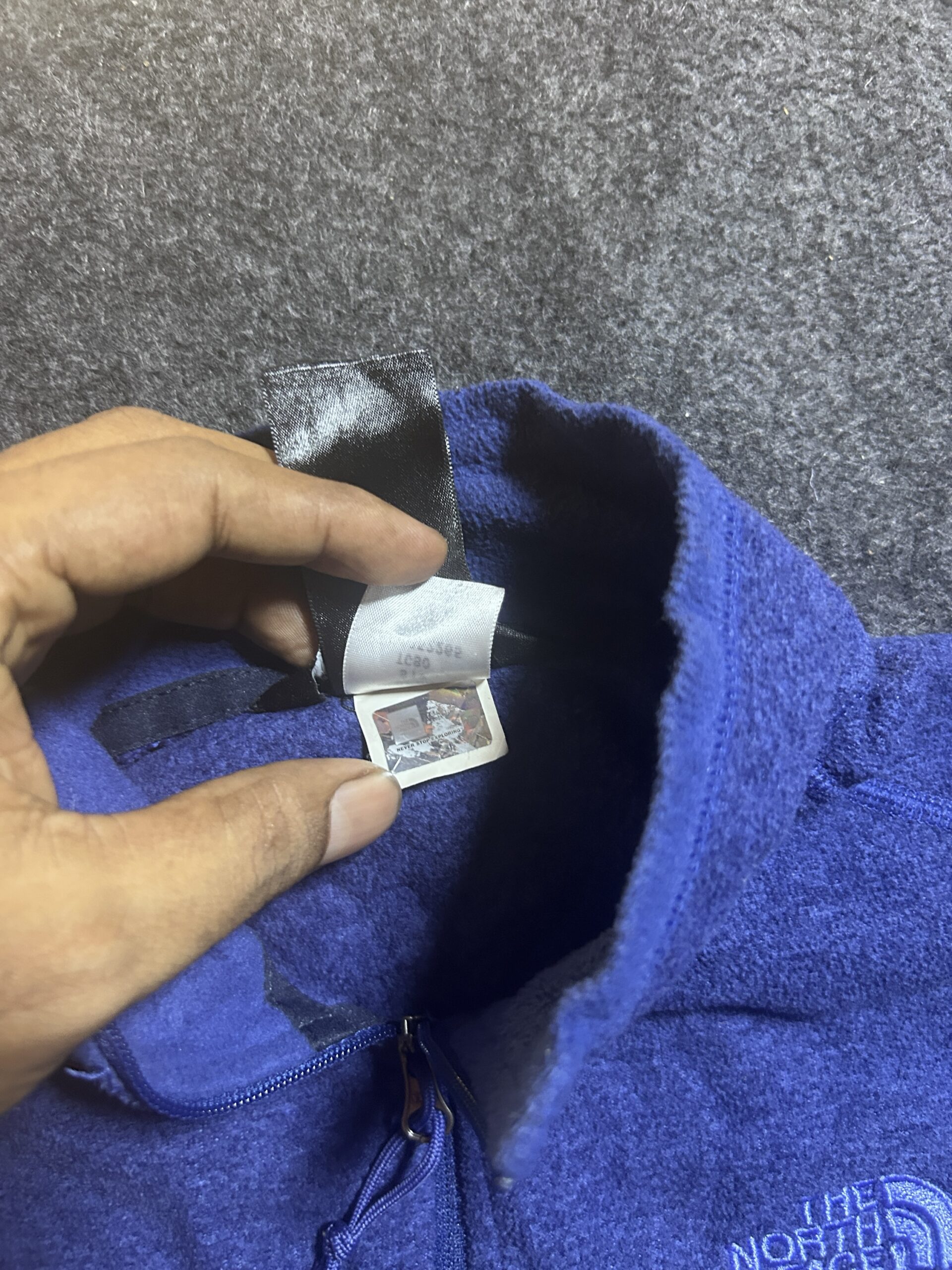 The North Face Women’s Blue Quarter Zip Fleece Sweatshirt | Small