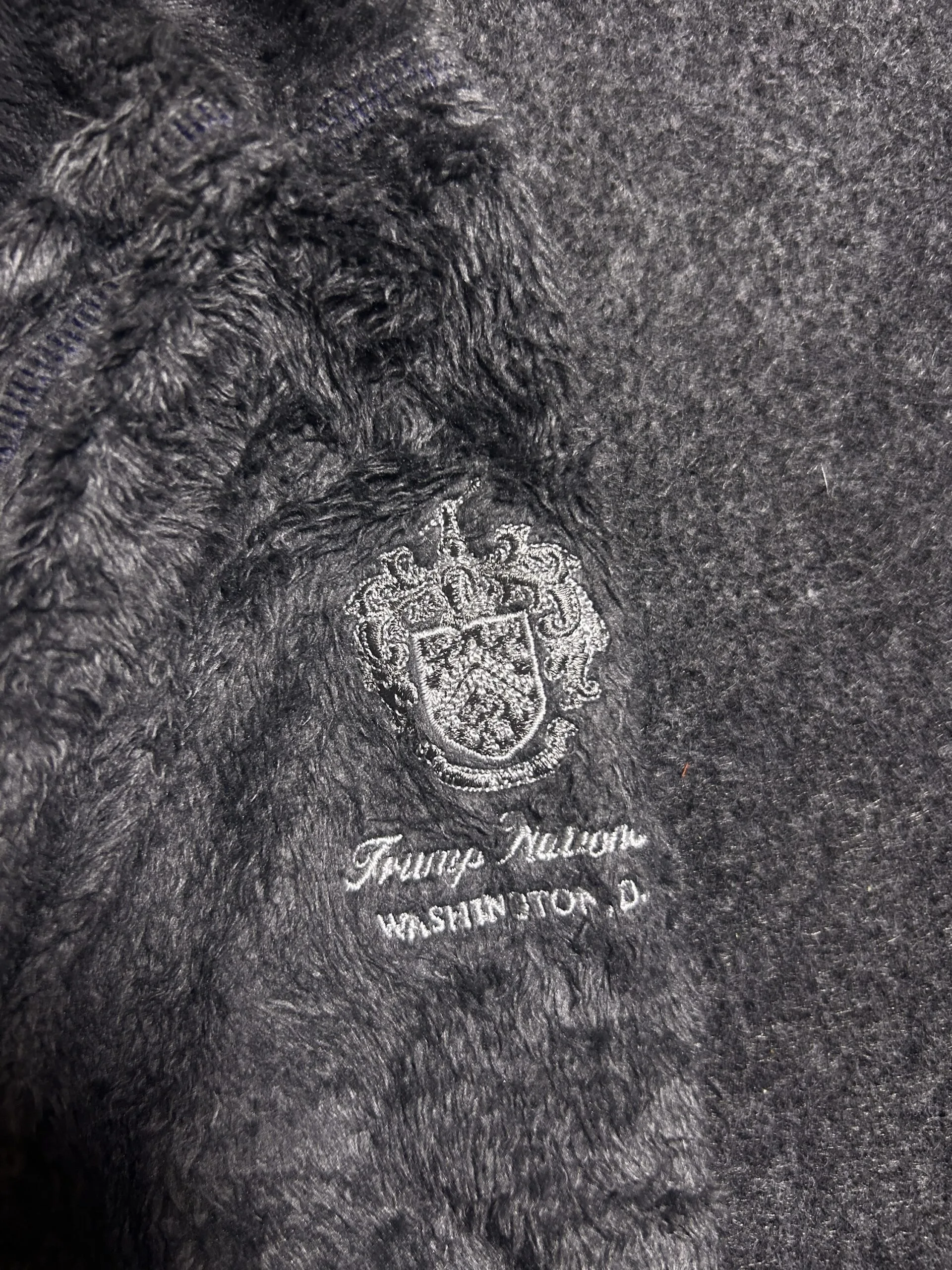 Puma Premium Plush Sherpa Fleece Quarter Zip Sweatshirt XL