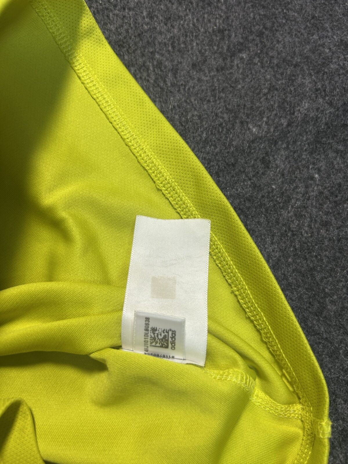 Adidas AeroReady Neon Yellow Training Tee | M