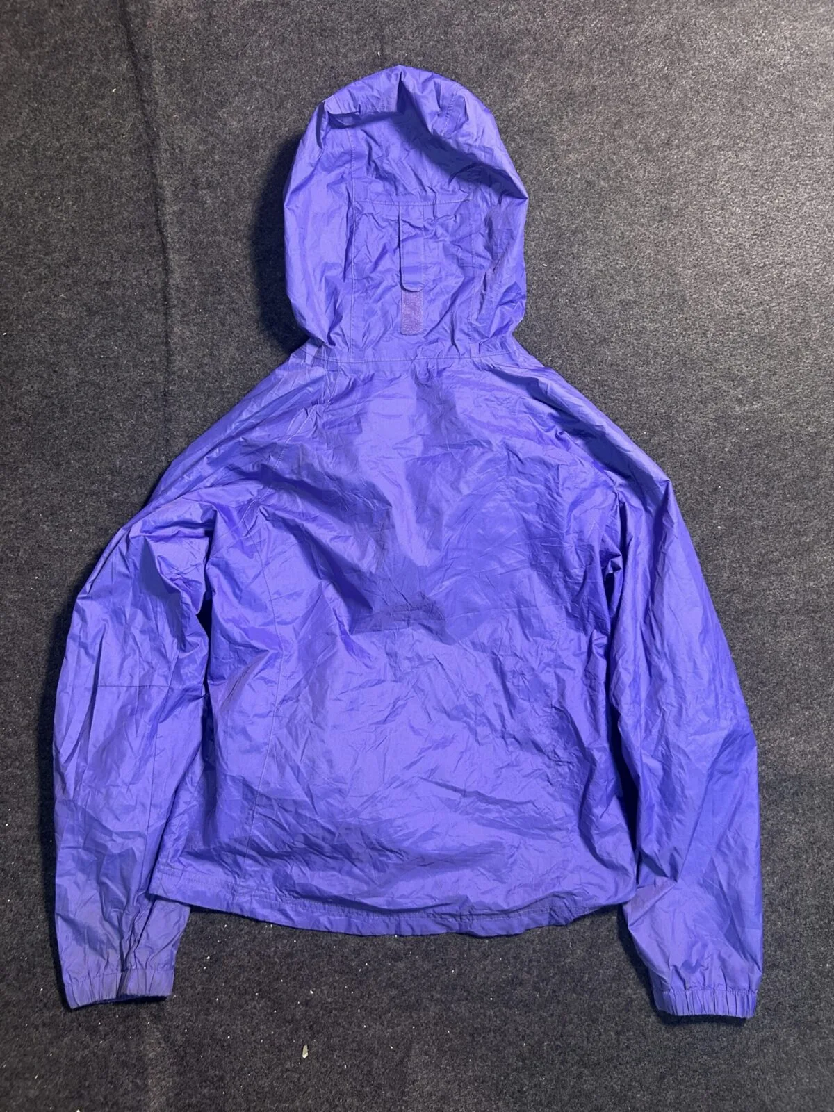 Columbia Omni-Shield Lightweight Hooded Windbreaker Jacket Purple | S
