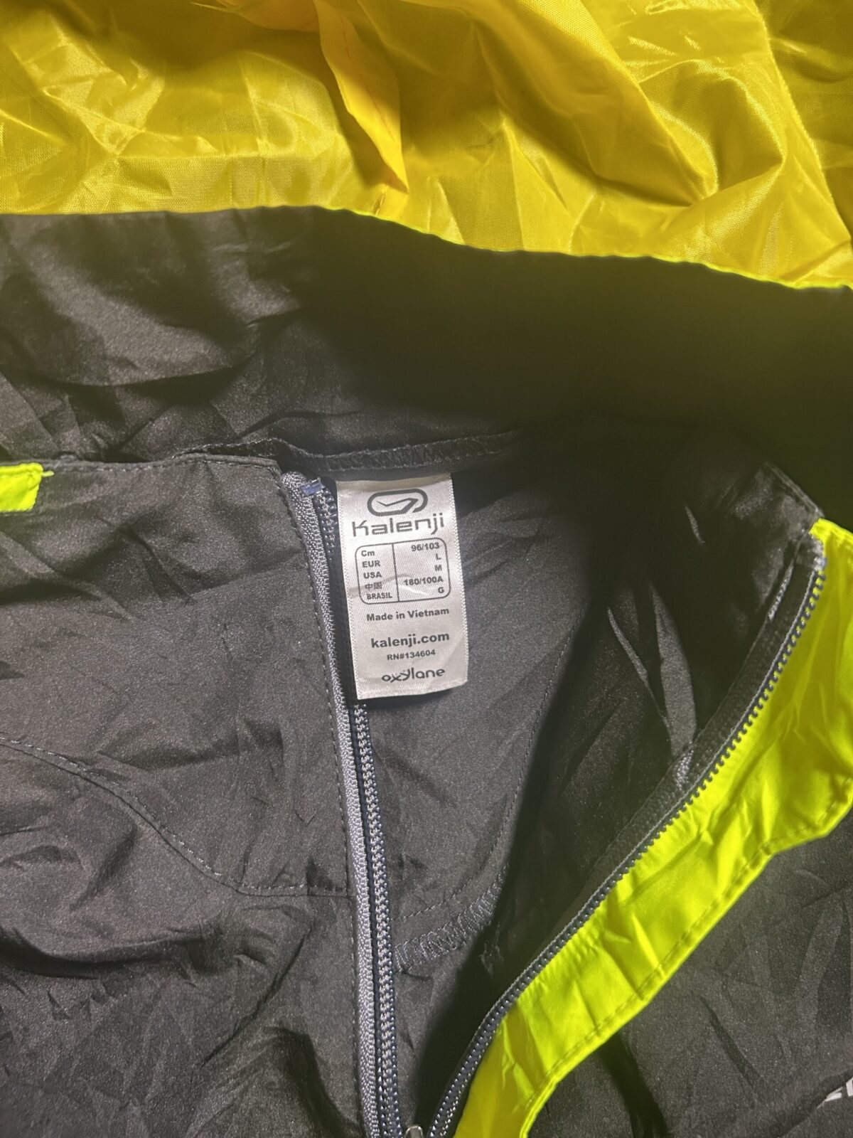 Kalenji Lightweight Running Windbreaker Hooded Jacket Black Neon | L