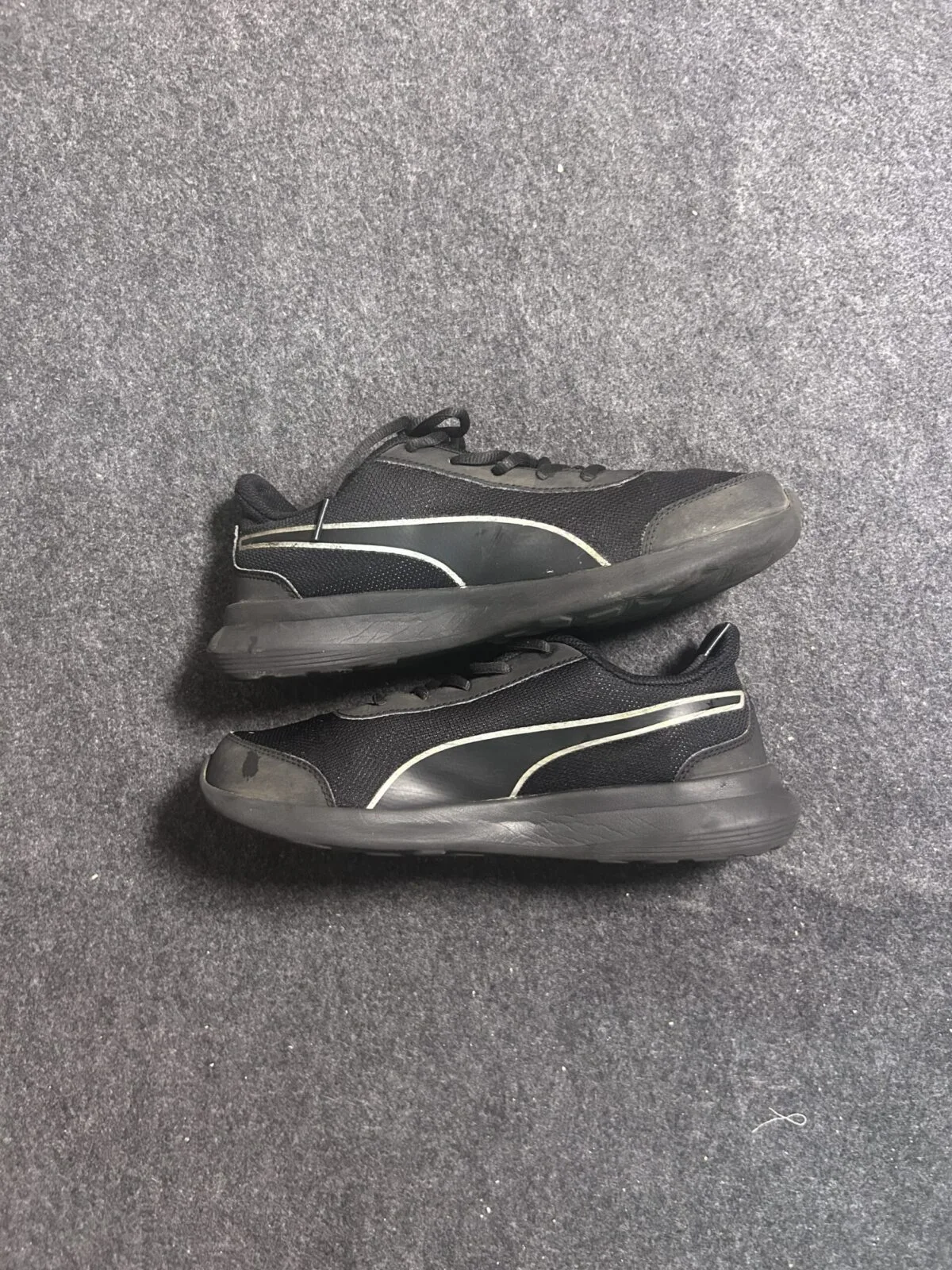 Puma Black Running Shoes UK 7 / US 8 Lightweight Sports Sneakers