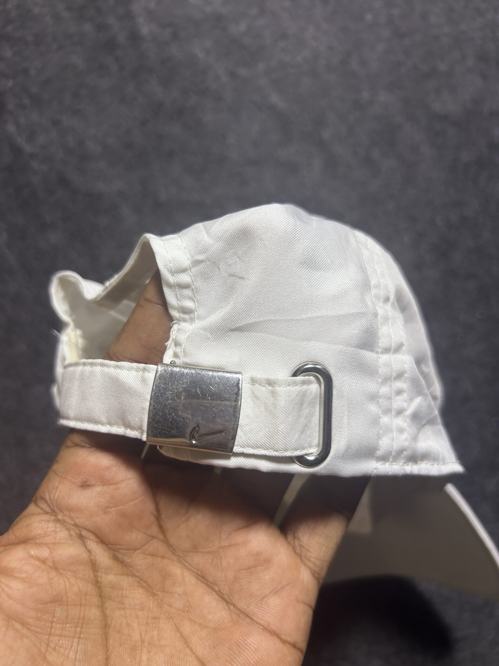 Nike Heritage86 Metal Swoosh White Cap Adjustable Strapback Hat