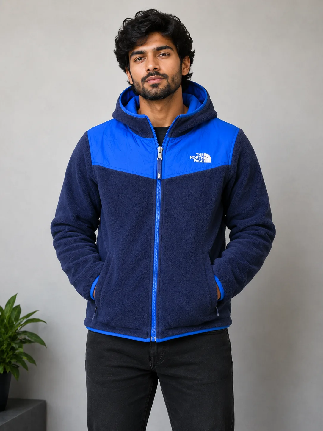 The North Face Reversible Hooded Insulated Jacket Blue/Navy | Men’s M