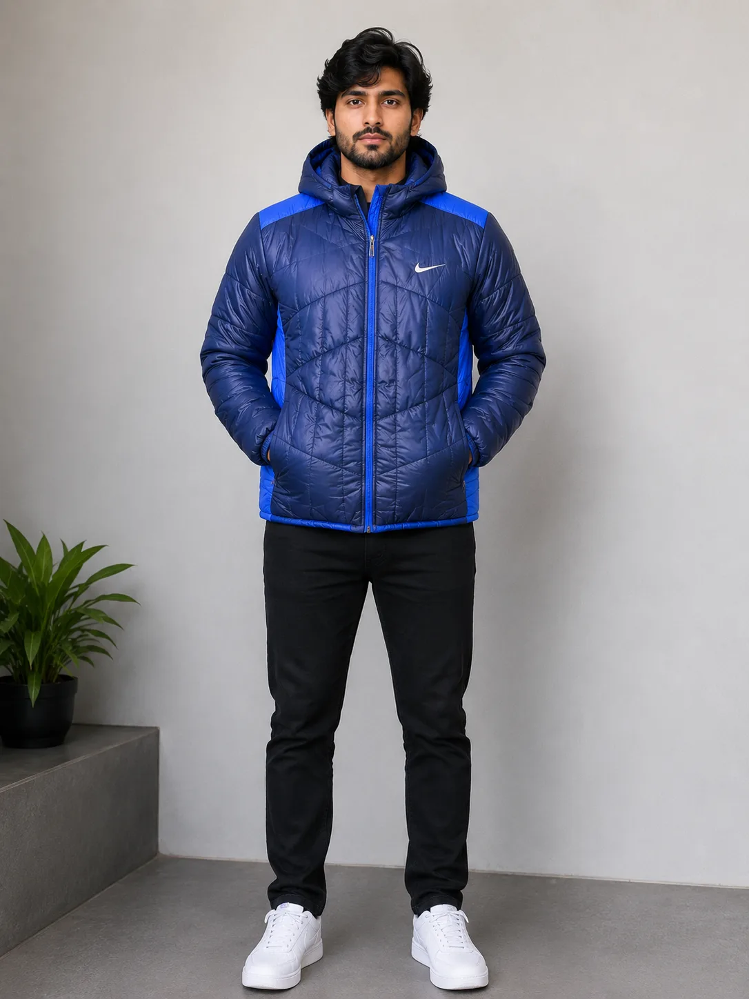 Nike Lightweight Hooded Puffer Men’s Jacket Navy Blue | S