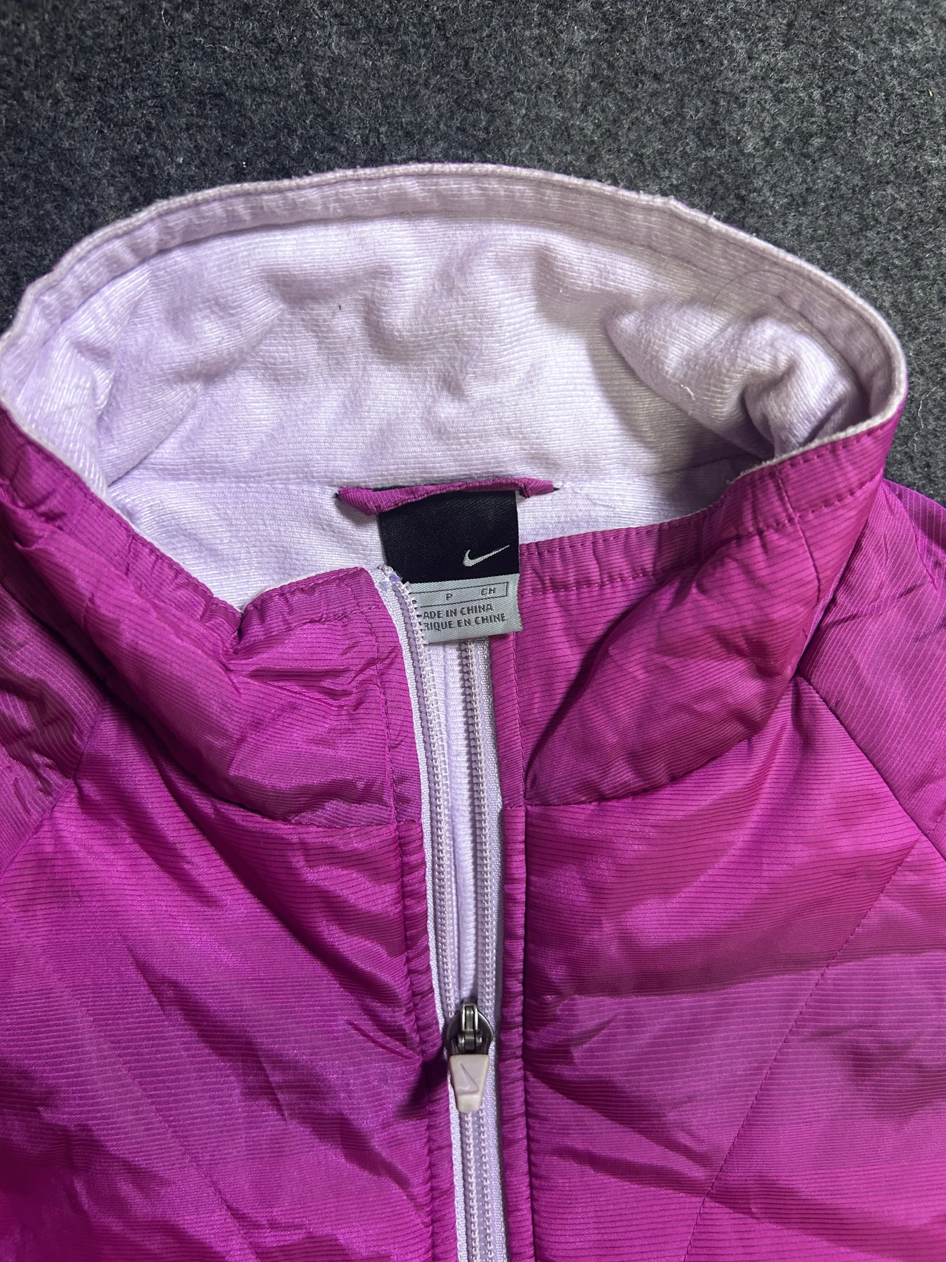 Nike Women’s Lightweight Puffer Jacket Pink S