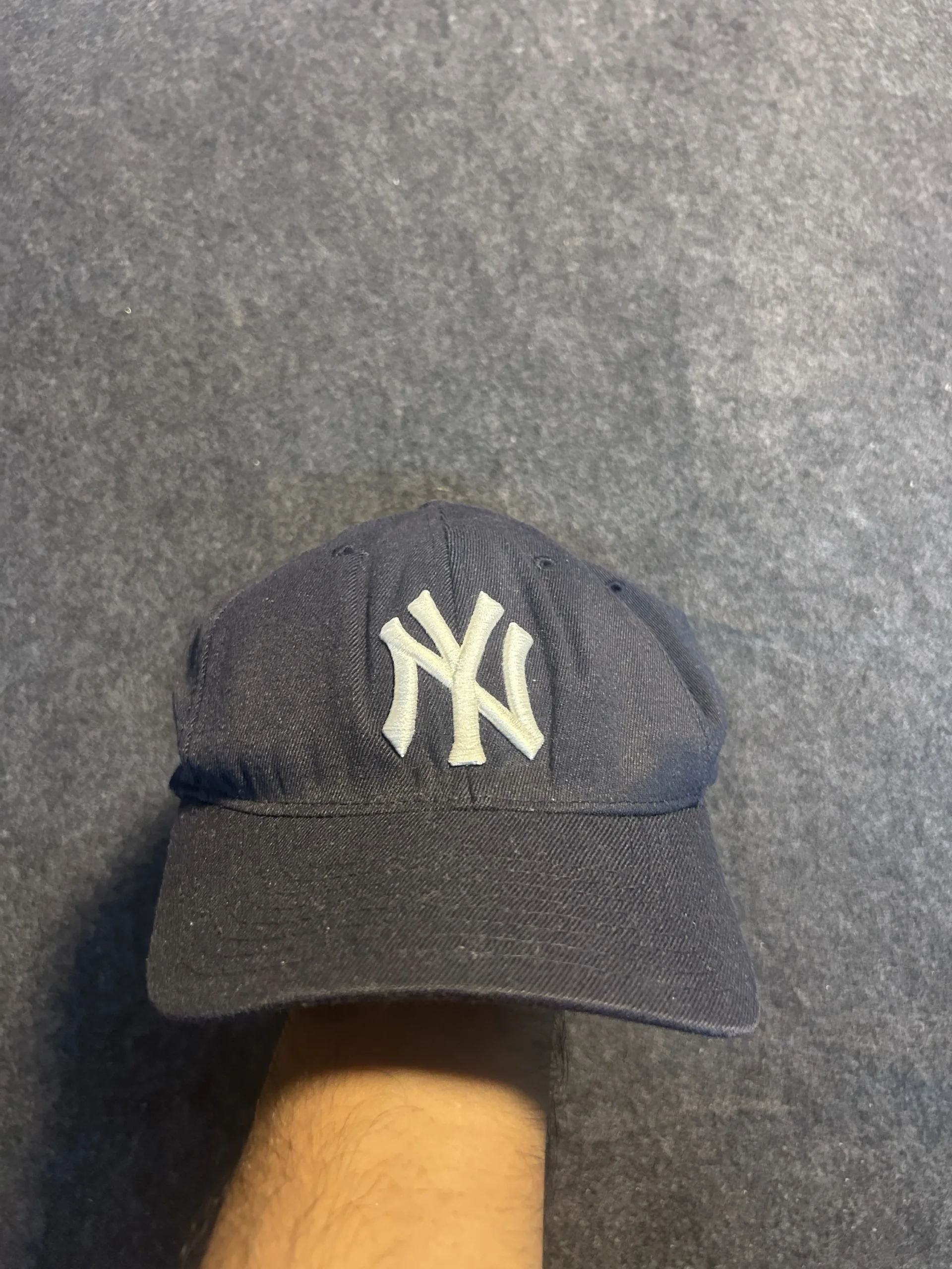 Vintage New York Yankees MLB Black Fitted Cap | L/XL