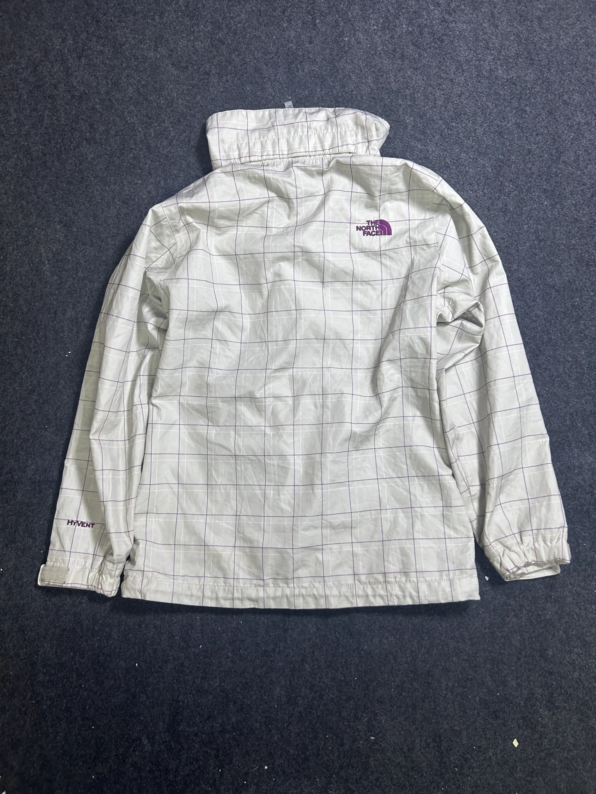 The North Face HyVent Lightweight Waterproof Jacket Unisex Beige | S