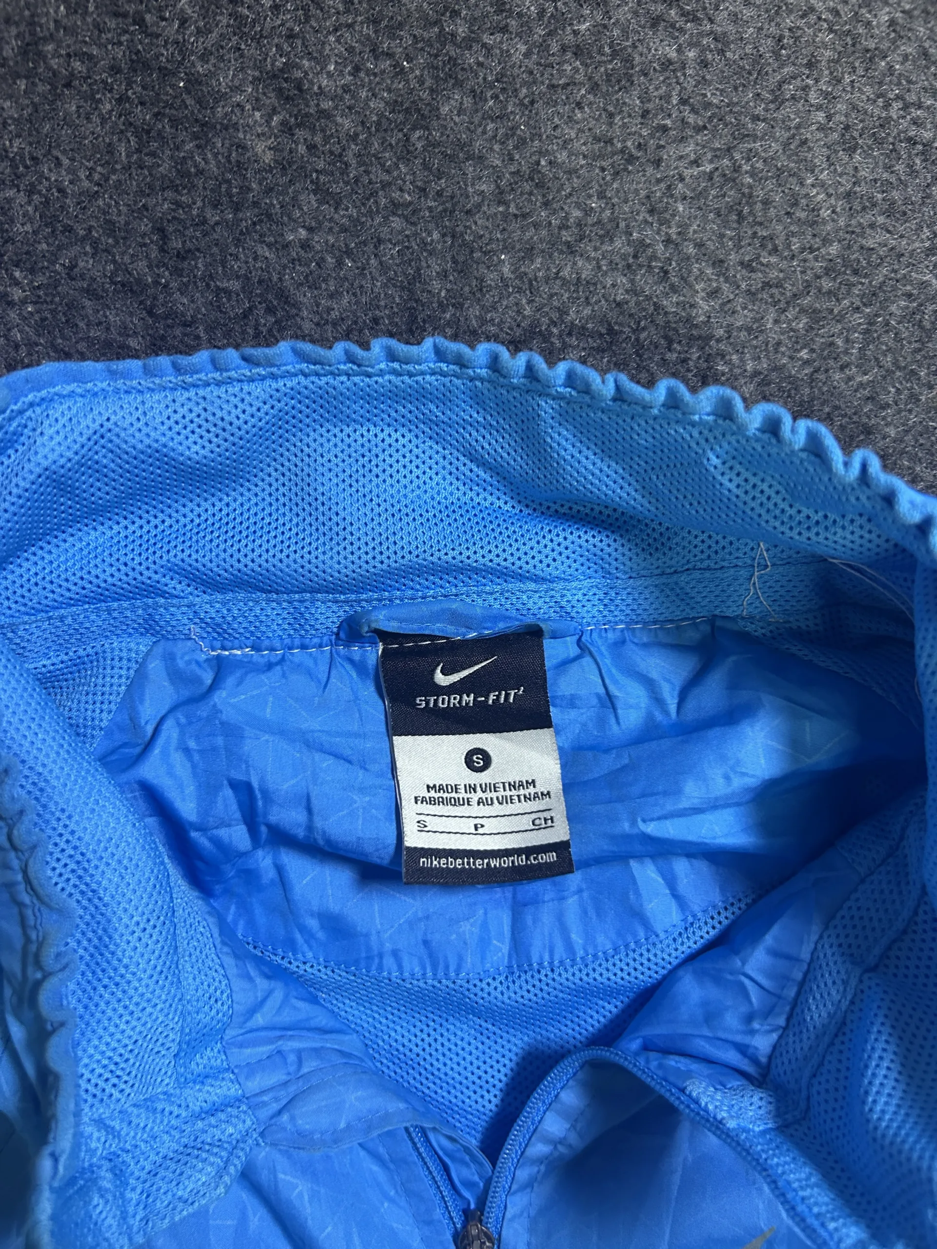 Nike Storm-FIT Blue Lightweight Running Windbreaker Jacket | Men’s S