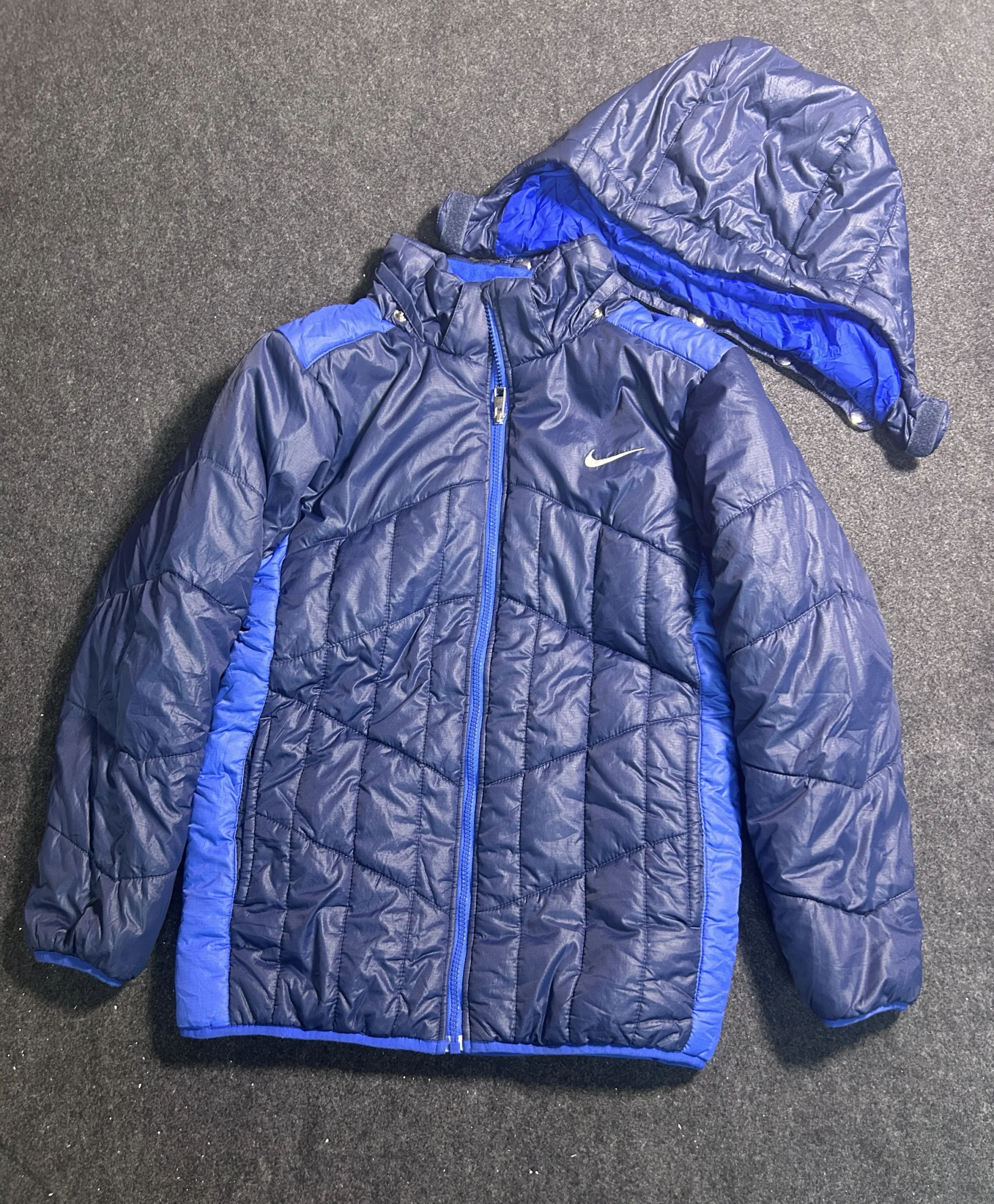 Nike Lightweight Hooded Puffer Men’s Jacket Navy Blue | S