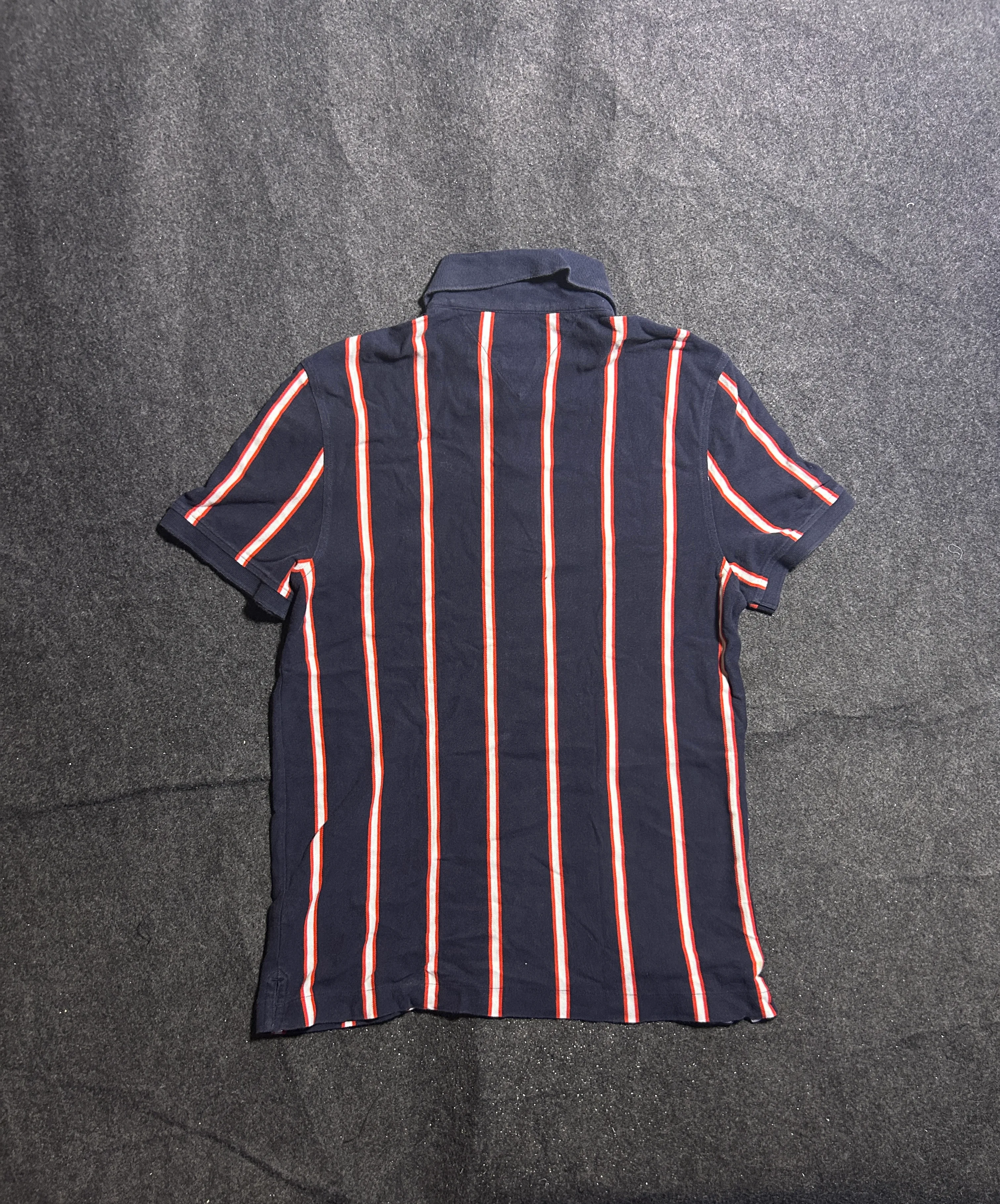 Tommy Hilfiger Men’s Navy Blue Red Stripe Polo Shirt | Custom Fit Cotton| M