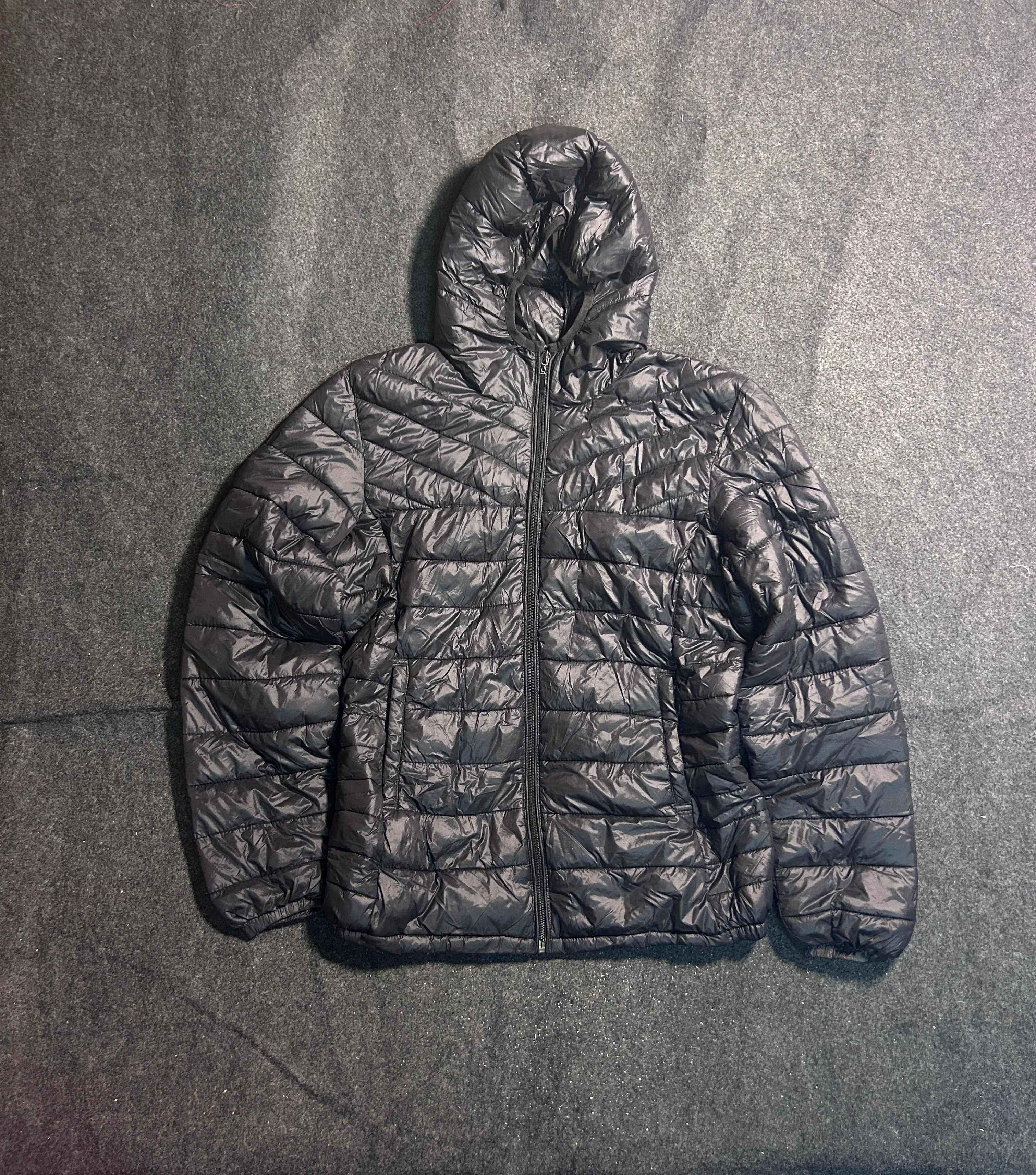 Vintage M.R. Man’s Fashion Black Quilted Hooded Puffer Jacket | S