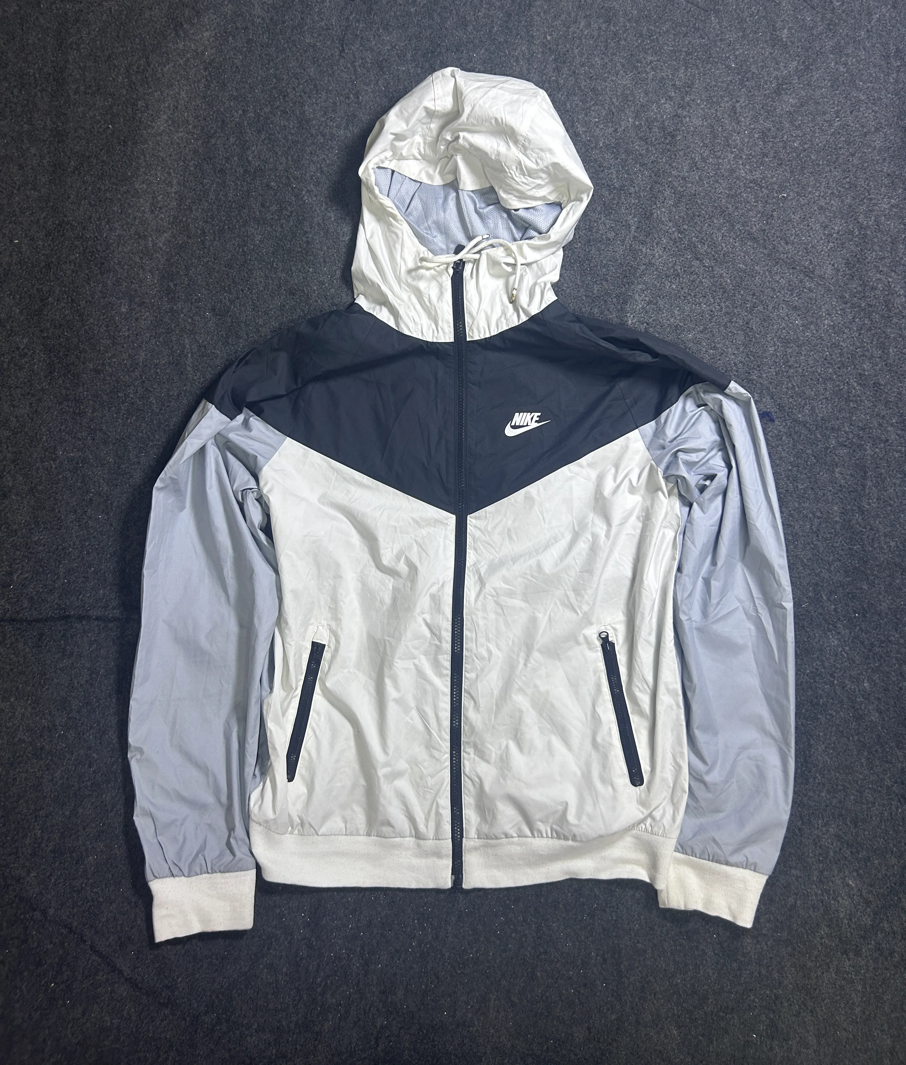 Nike Vintage Colorblock Hooded Waterproof Lightweight Windbreaker Jacket | L\XL