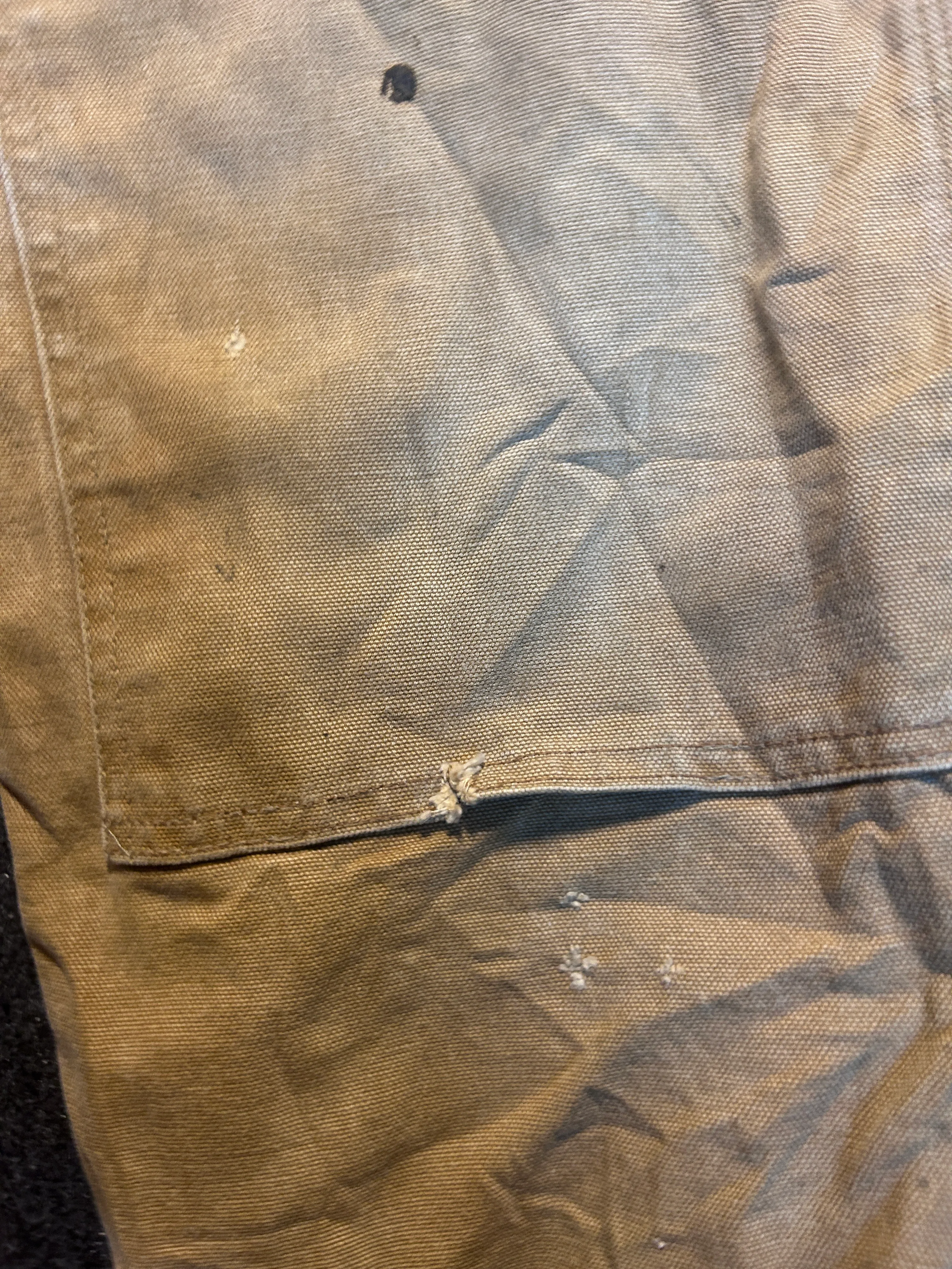 Carhartt Brown Duck Bib Overalls – Vintage Distressed Workwear – Men’s W32