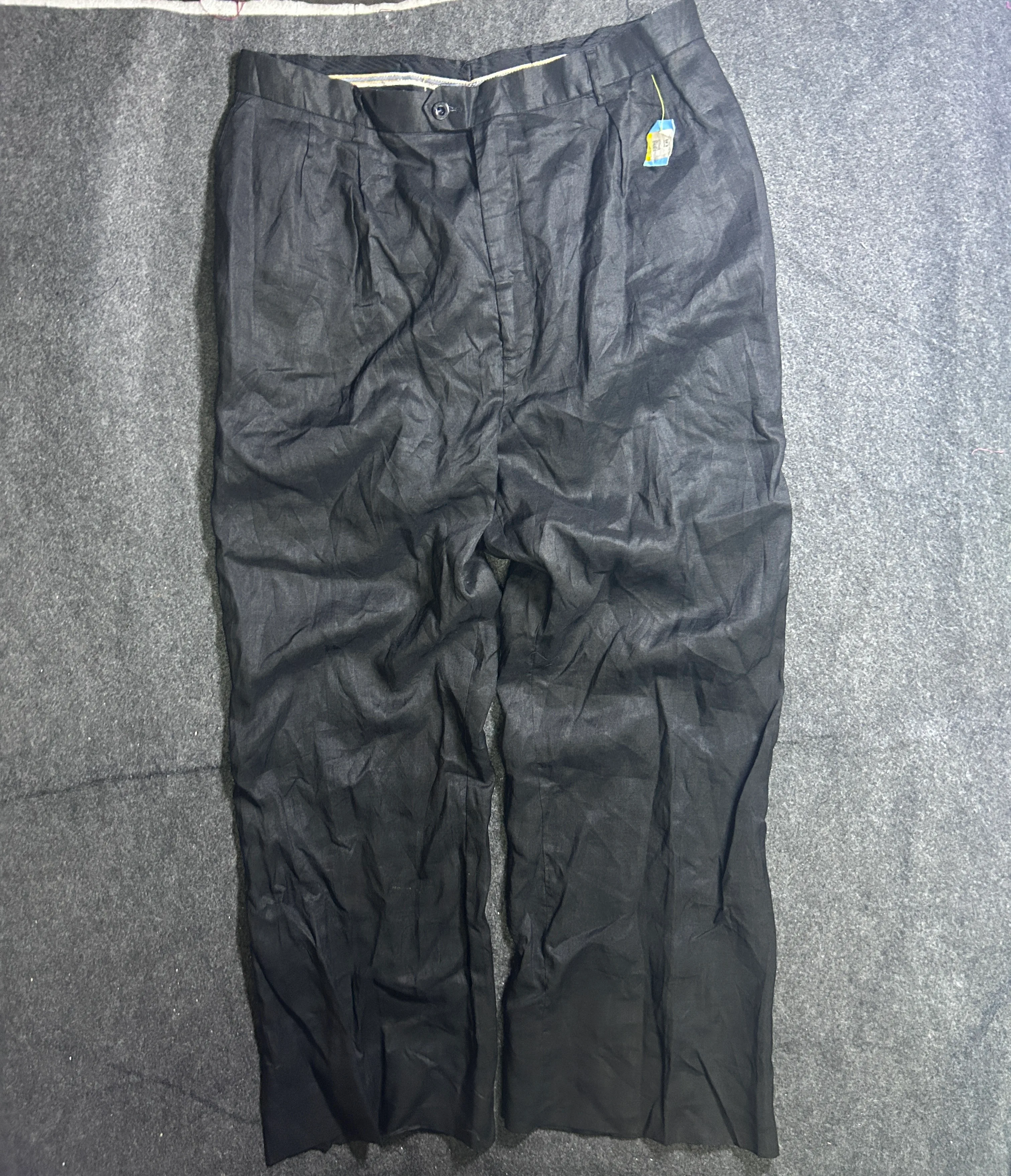 Bazzi Men’s Black Baggy Pleated Trousers