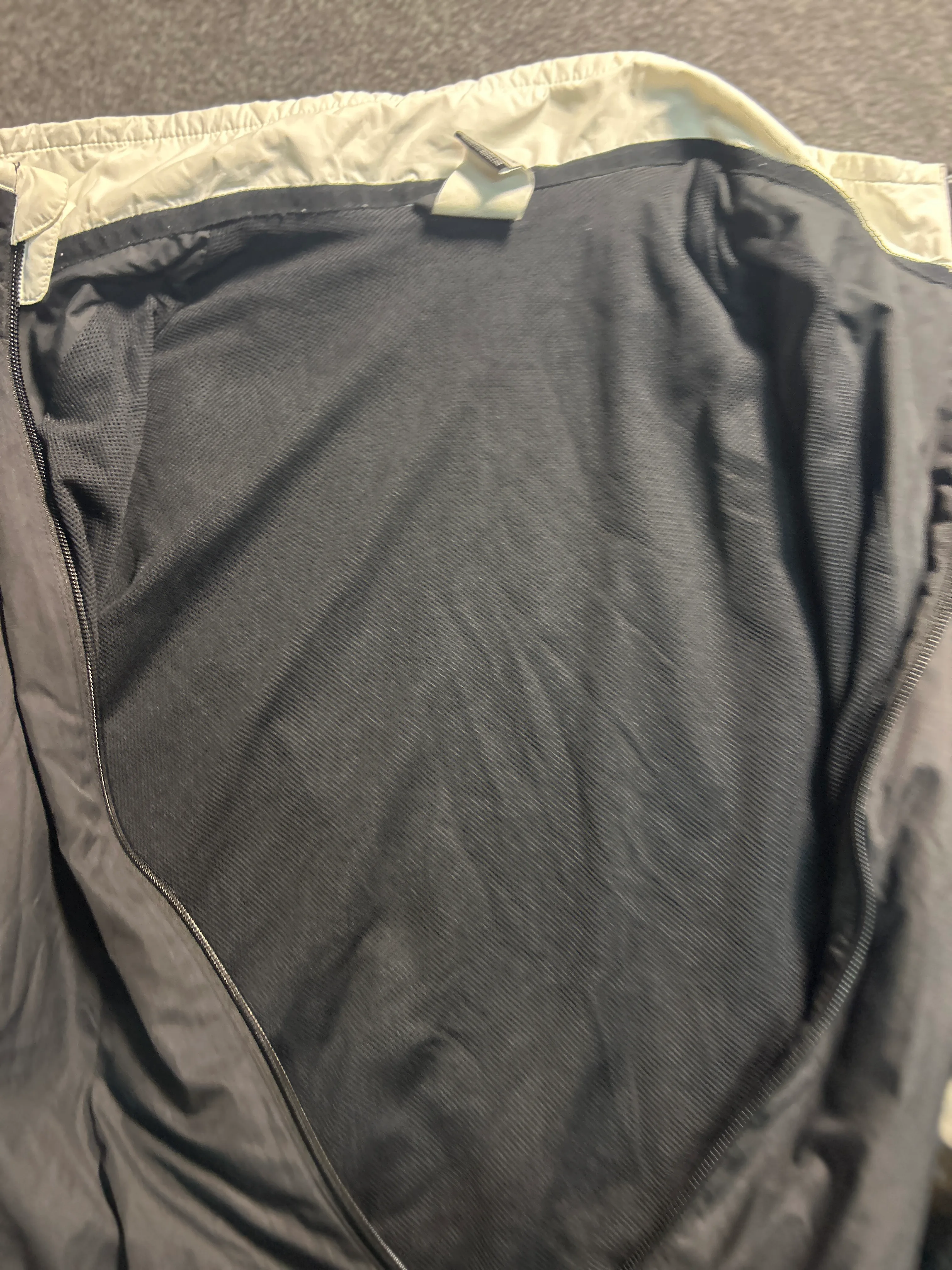 Nike Dri-FIT Lightweight Black Track | L